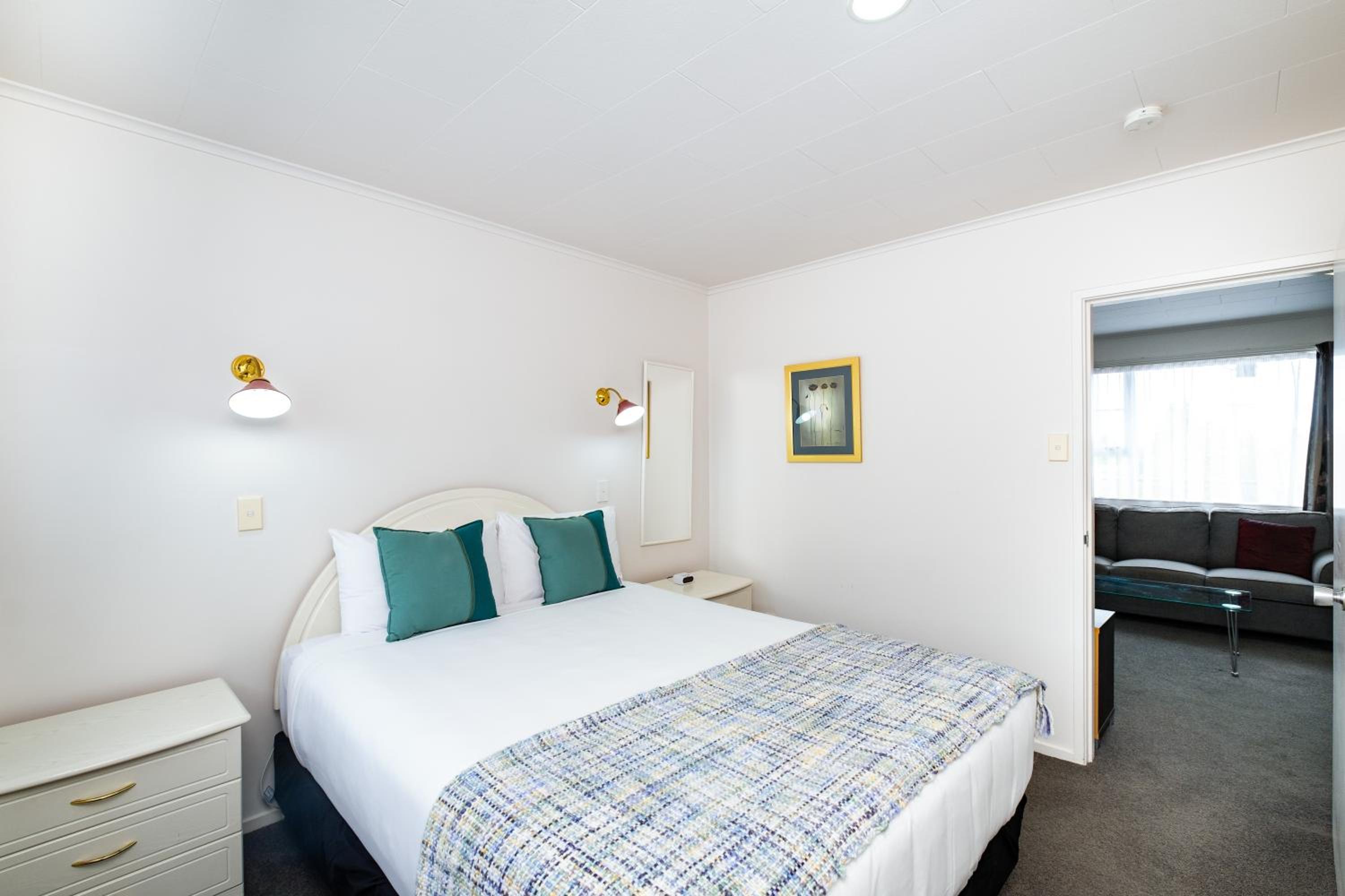 Chevron Motel