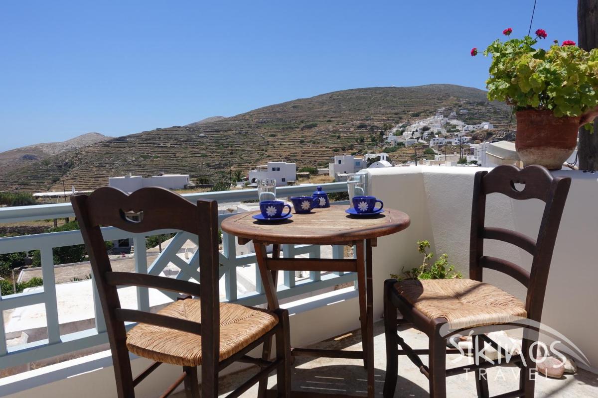 Traditional Apartment In Kastro photo 5