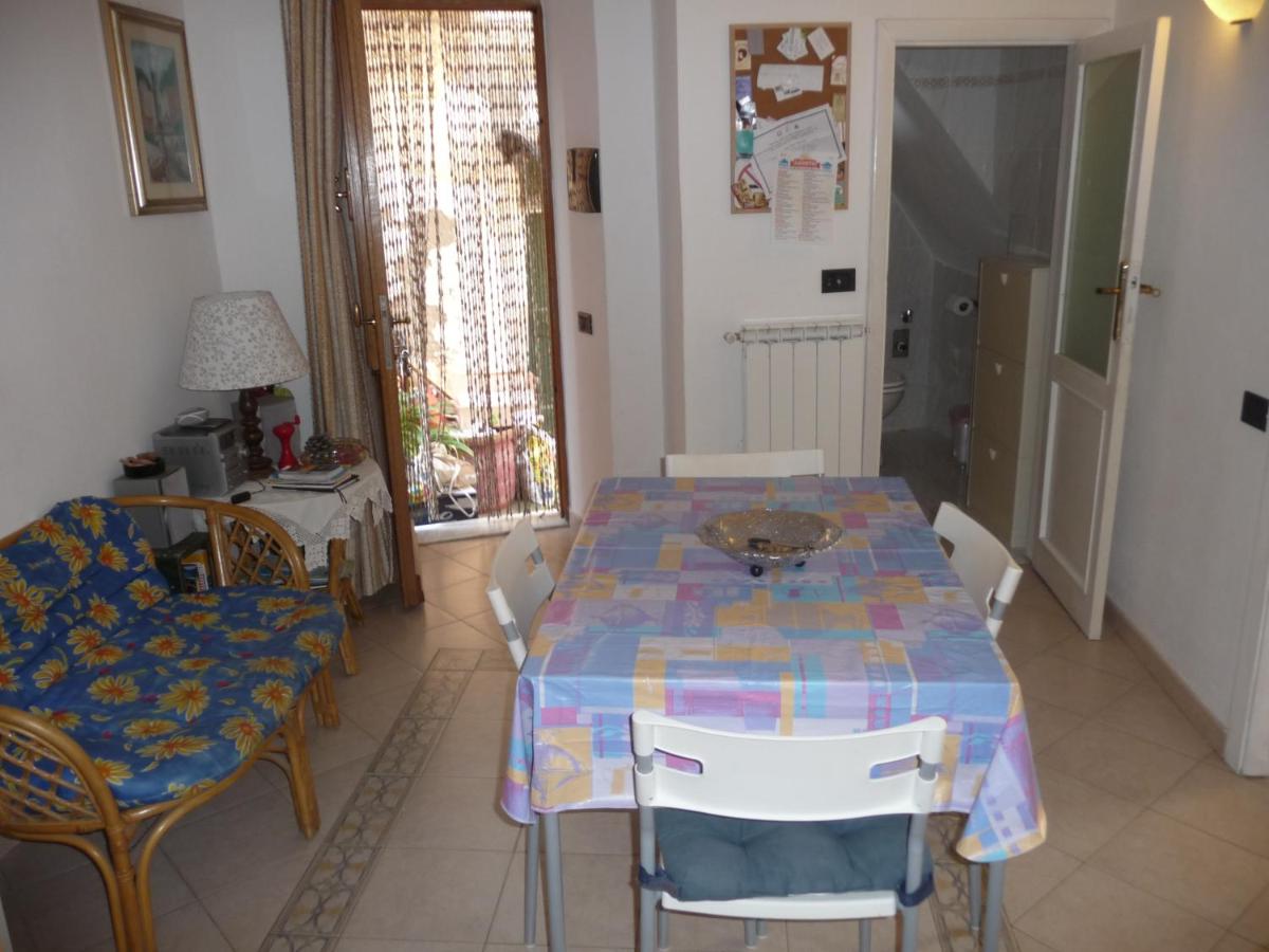 Appartamento in tipico carugio ligure photo 2