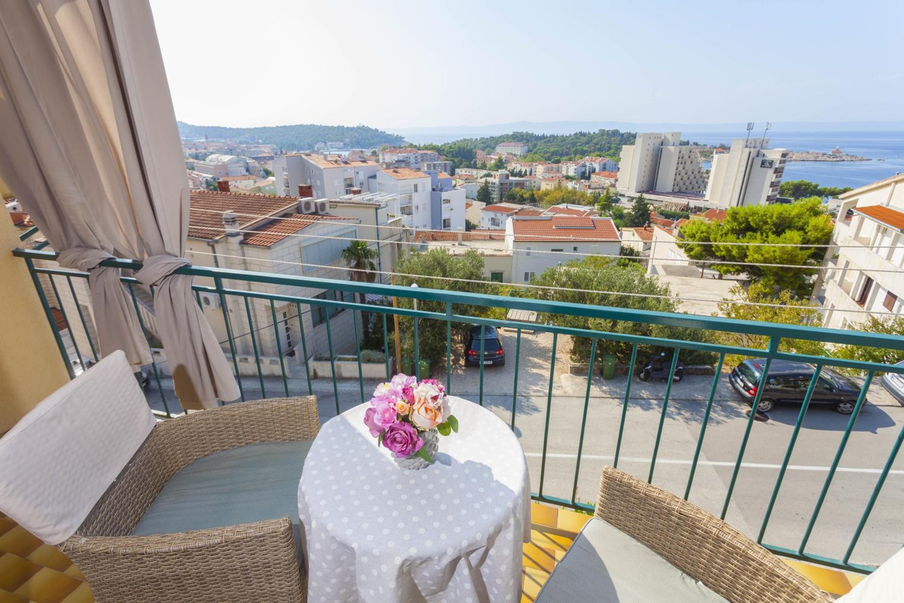 Apartments Maras