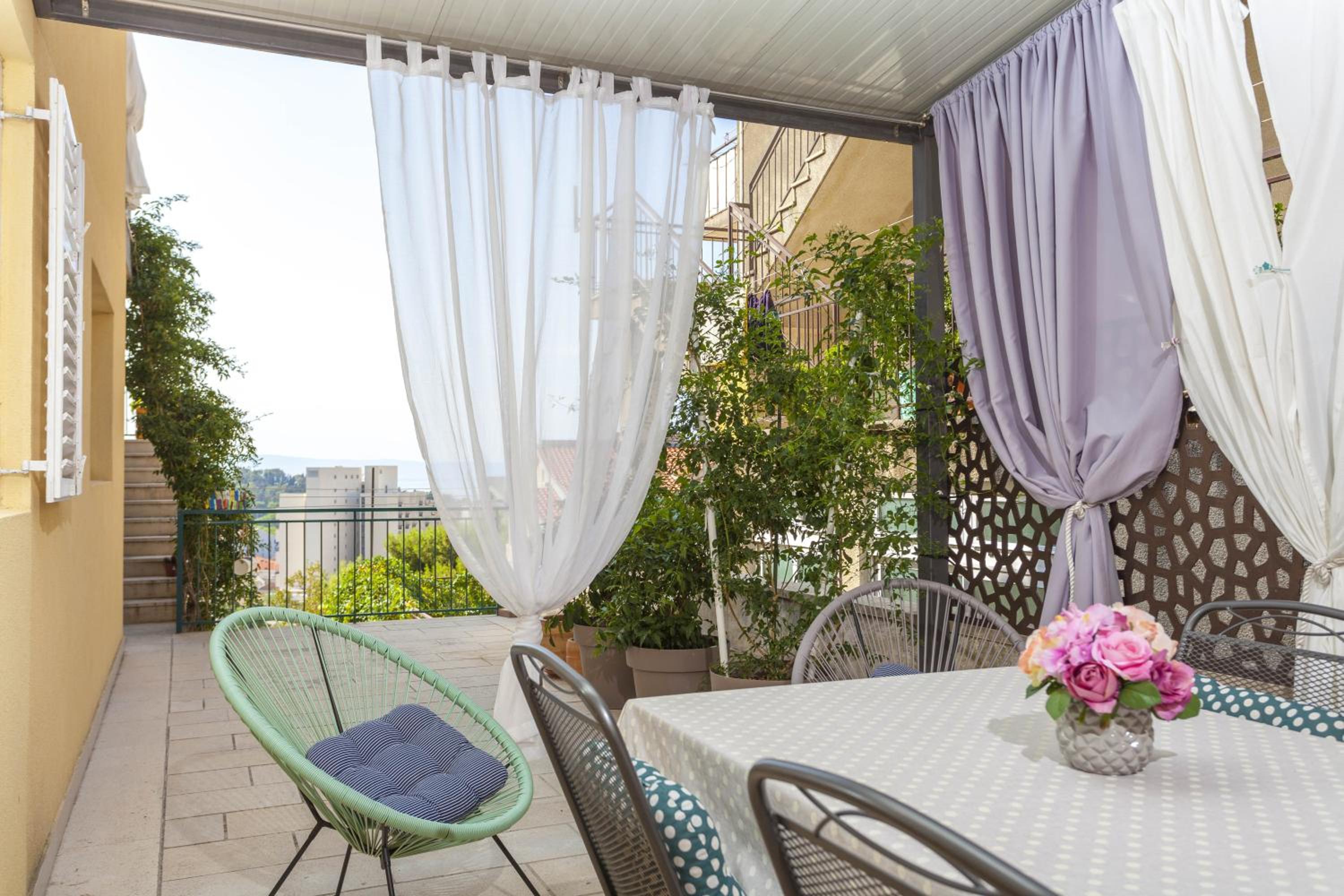 Apartments Maras