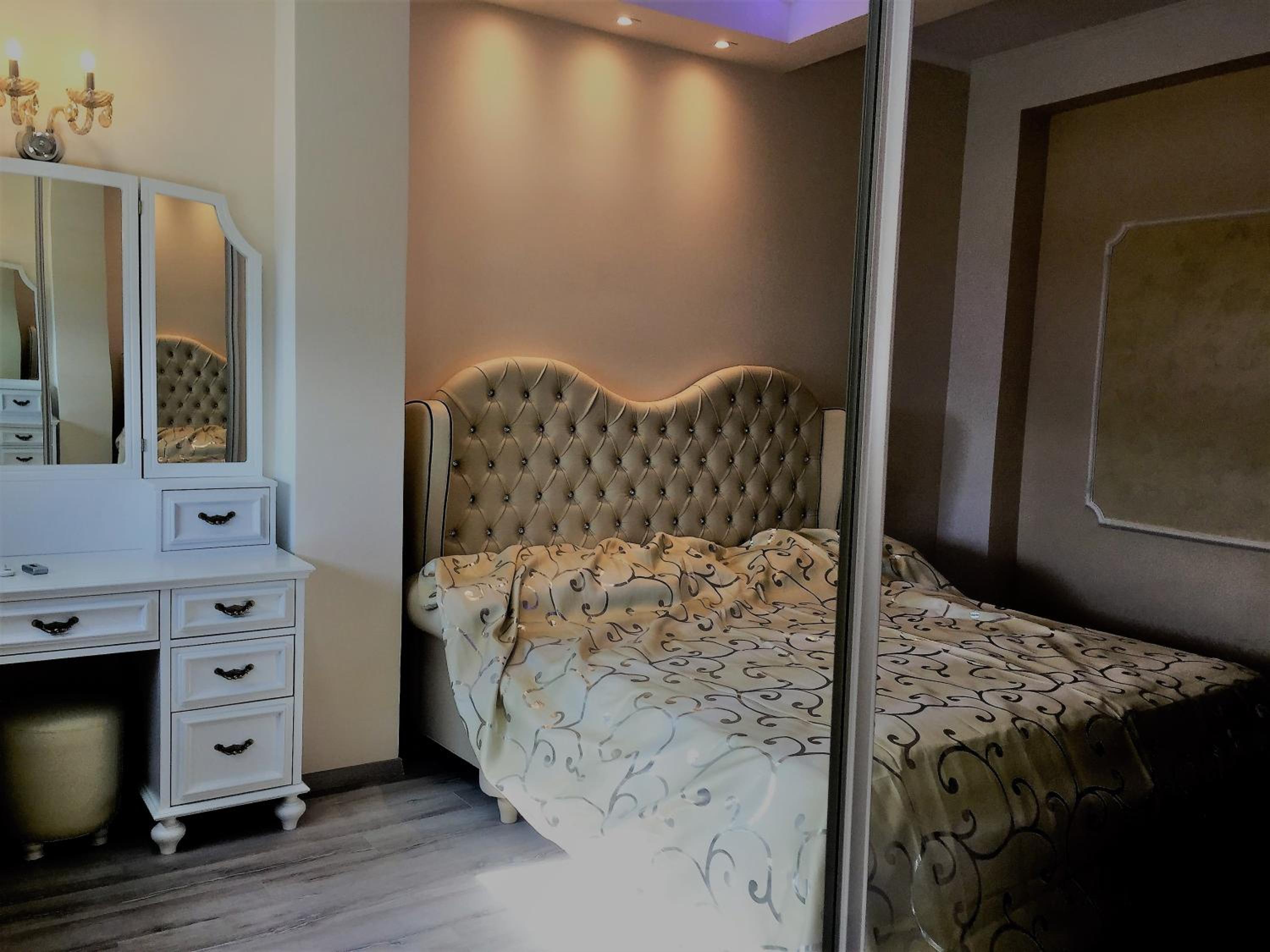 Royal Queen and King Luxury apartment