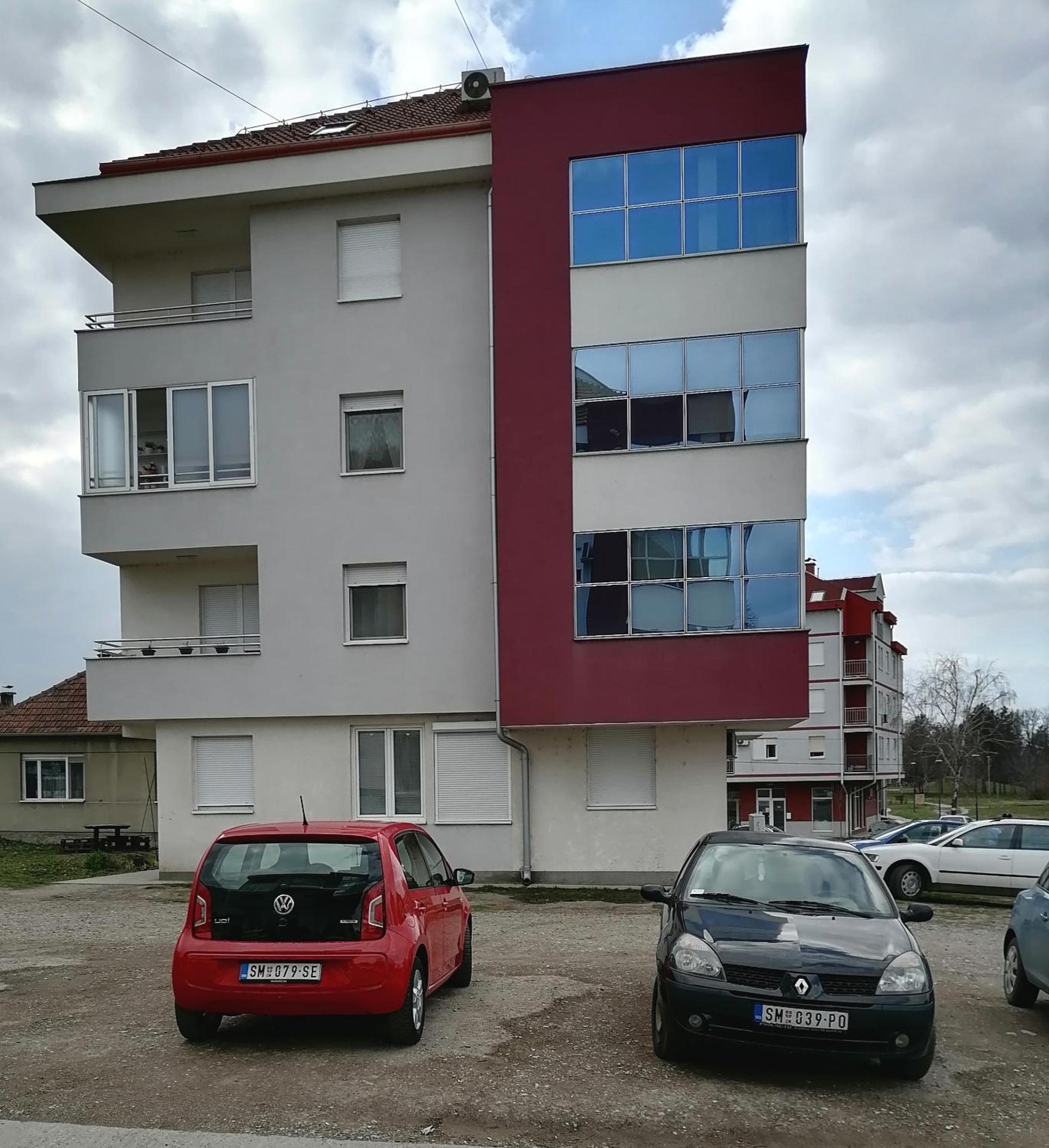 Photo 6