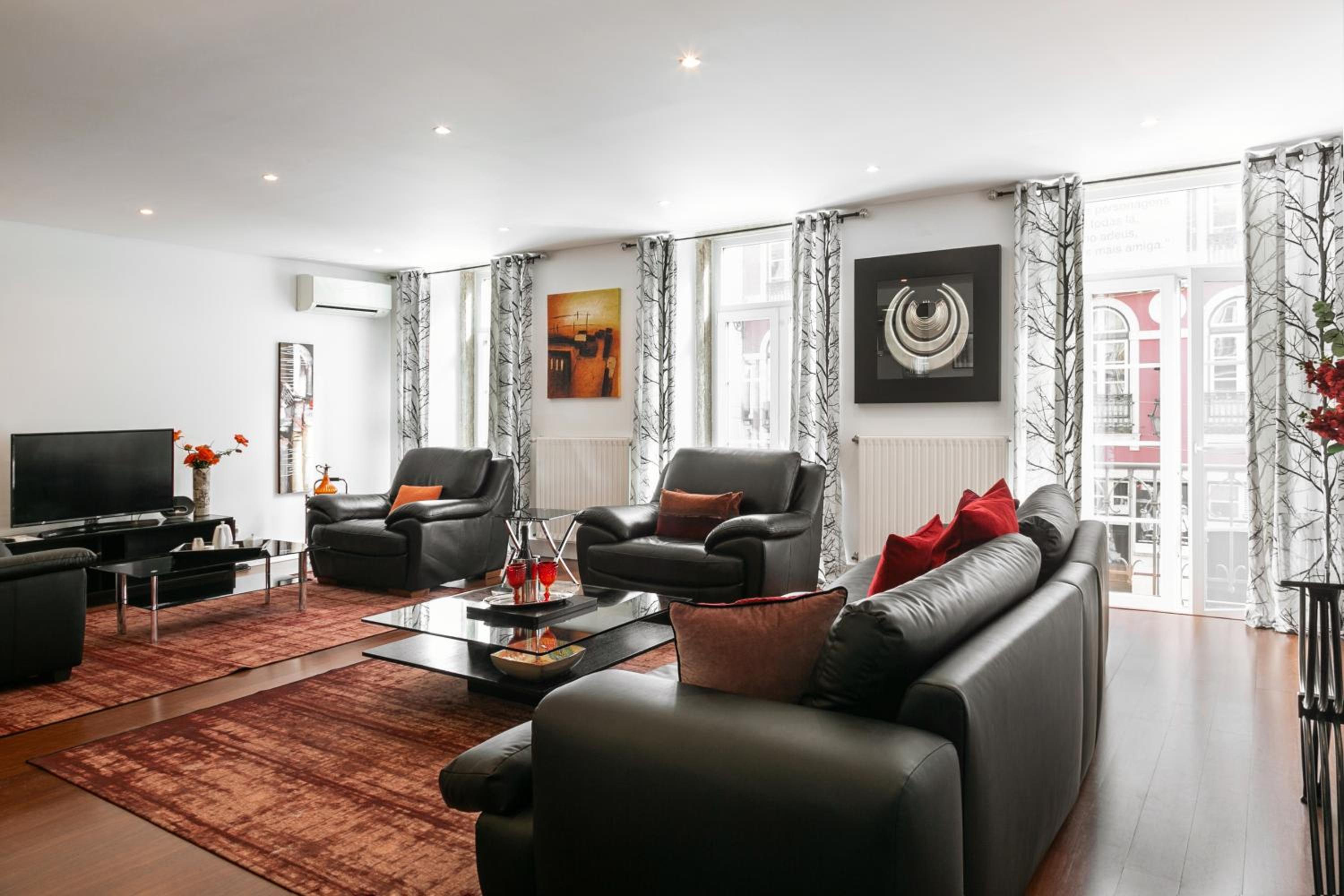 Lisbon Rentals Chiado