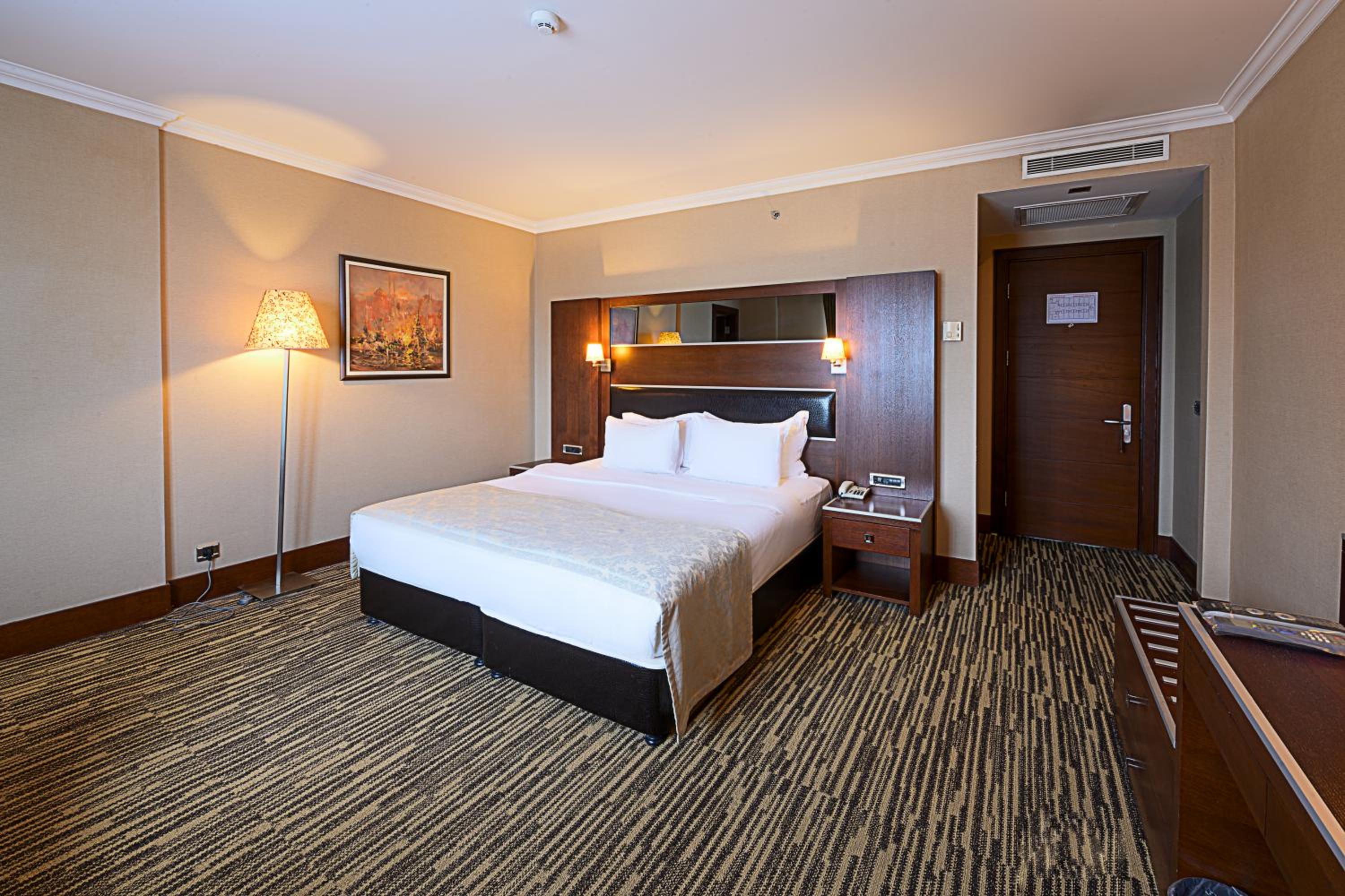 Dream Hill Business Deluxe Hotel Asia - Image 48