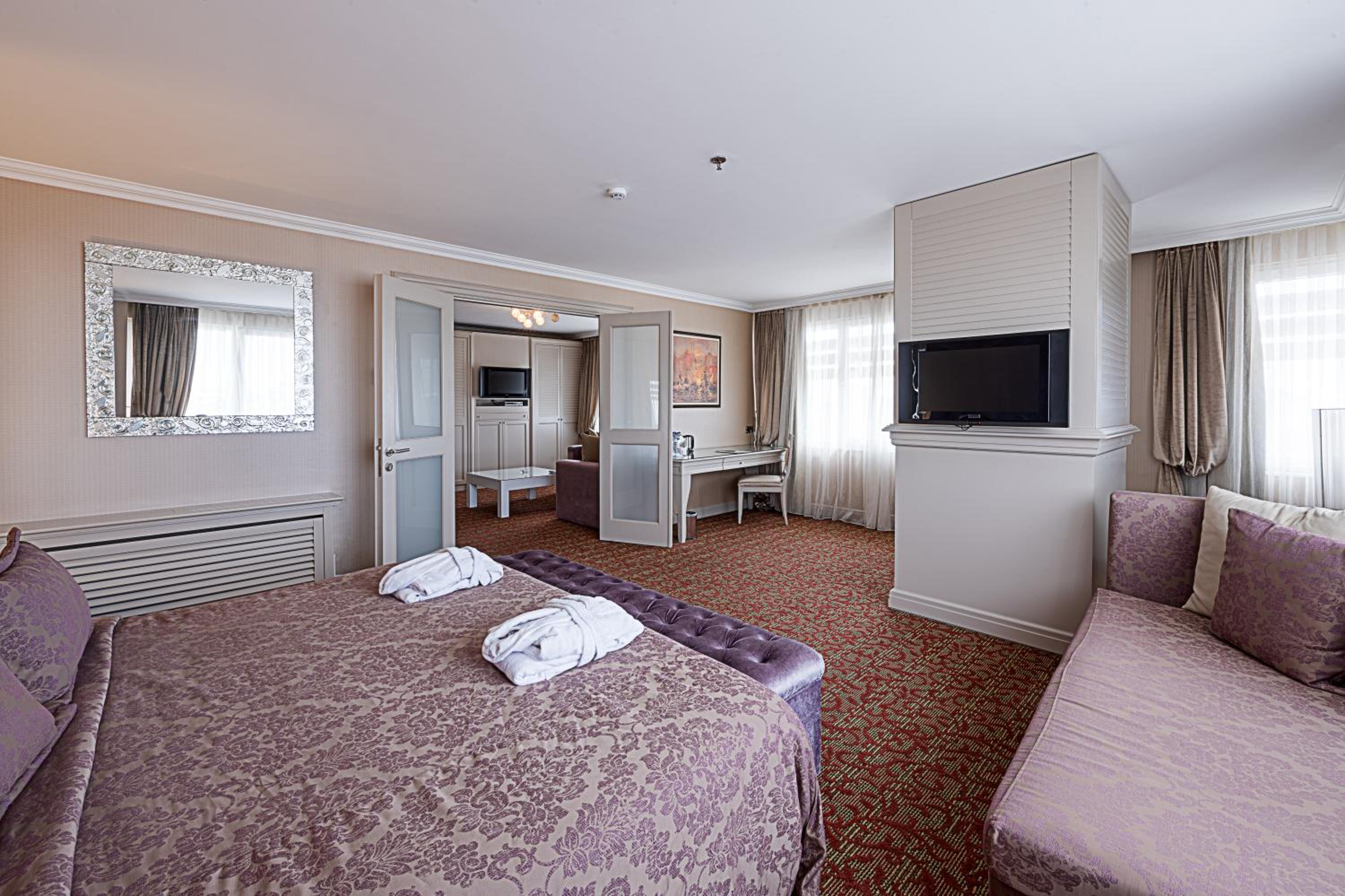 Dream Hill Business Deluxe Hotel Asia - Image 33