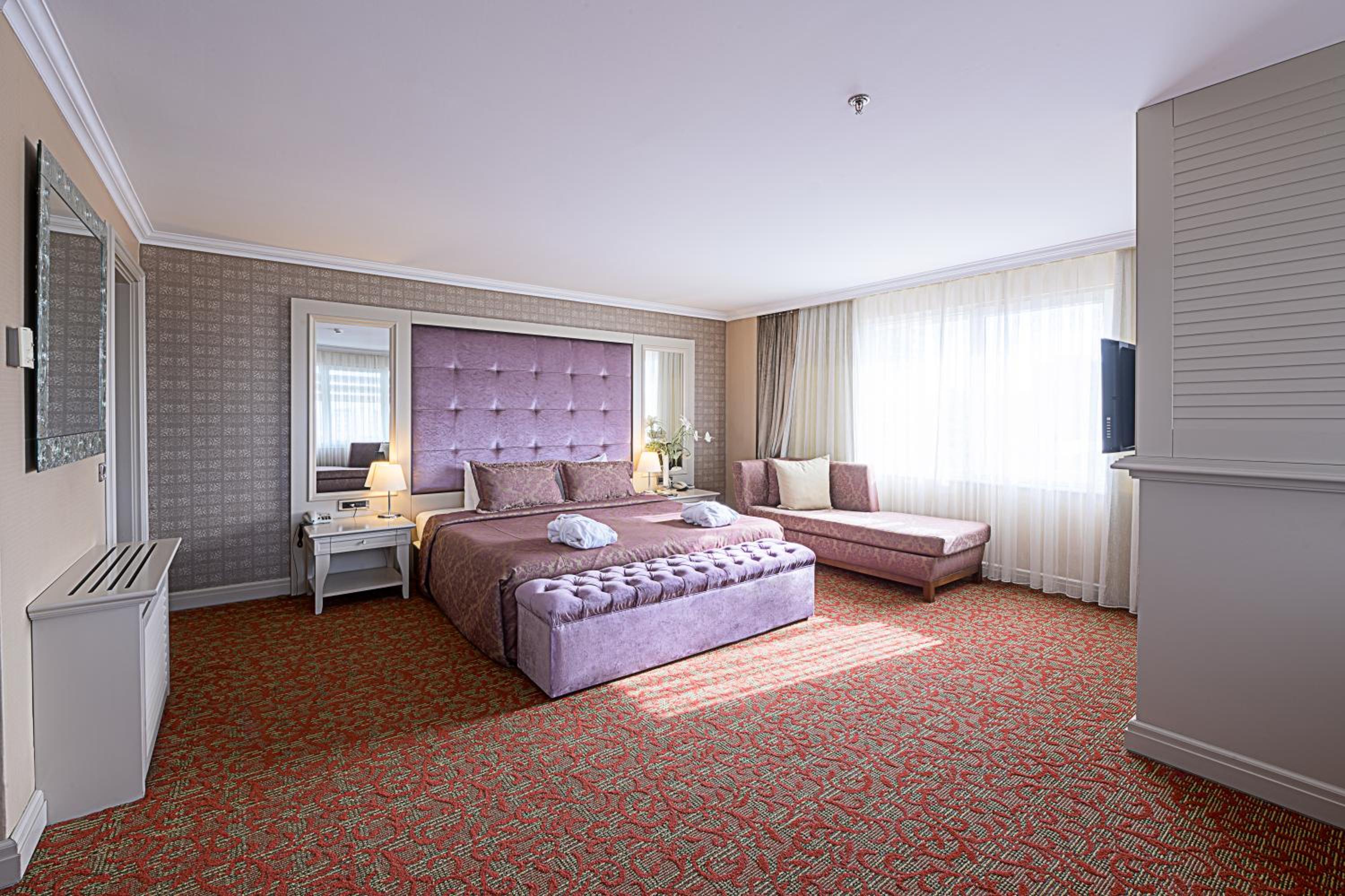 Dream Hill Business Deluxe Hotel Asia - Image 31