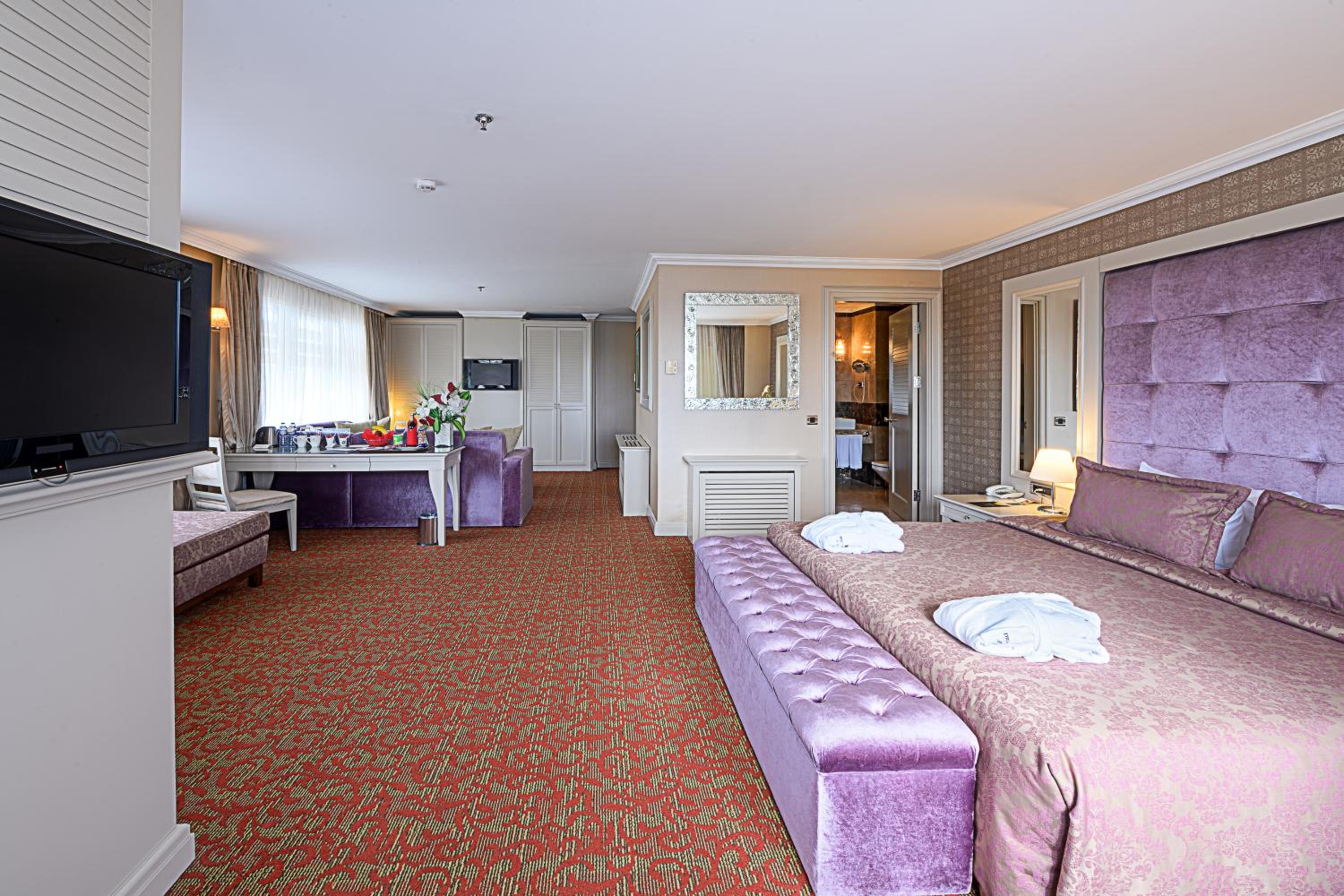 Dream Hill Business Deluxe Hotel Asia - Image 34