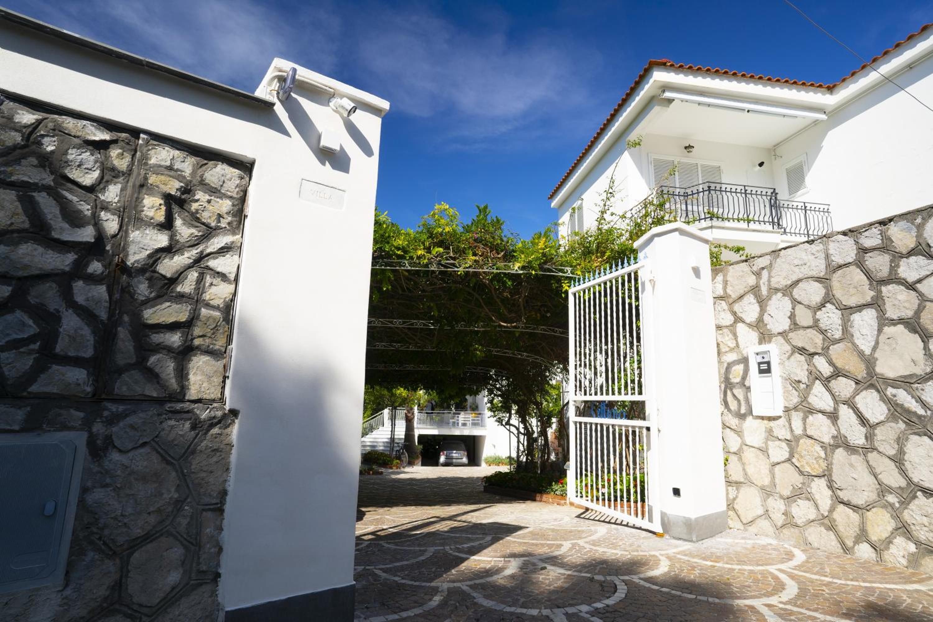 Villa Cettina Boutique Hotel view 3