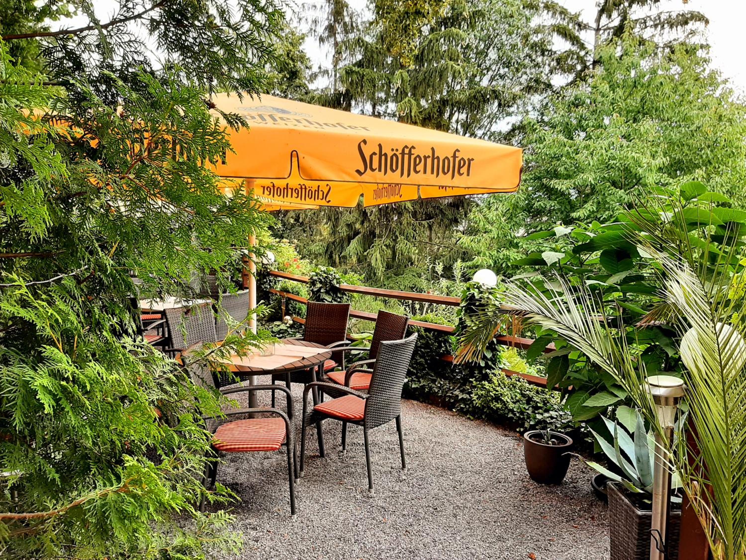 Restaurant & Hotel Zur Falkenhöhe