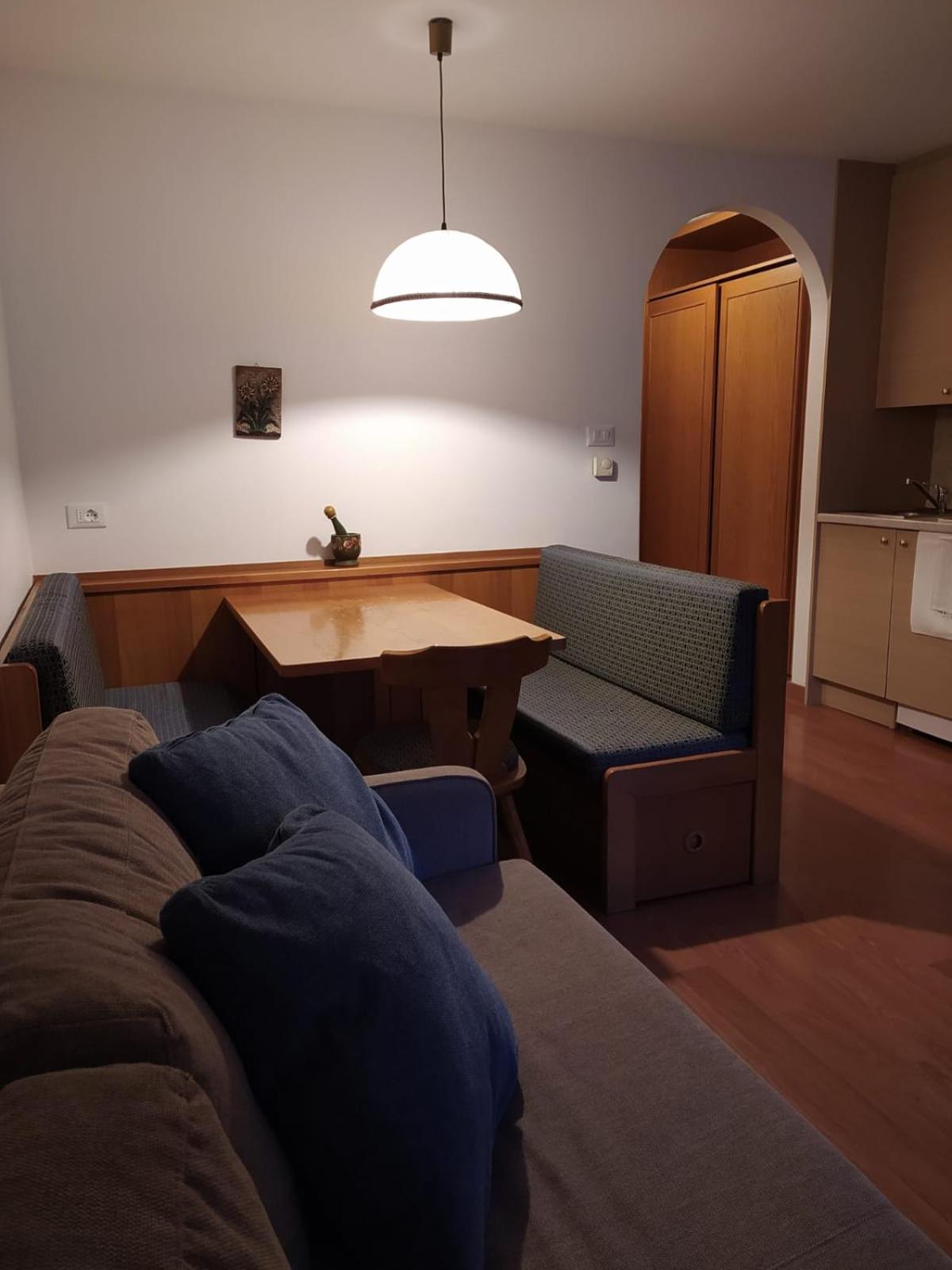NRH Laurin Karersee view 5