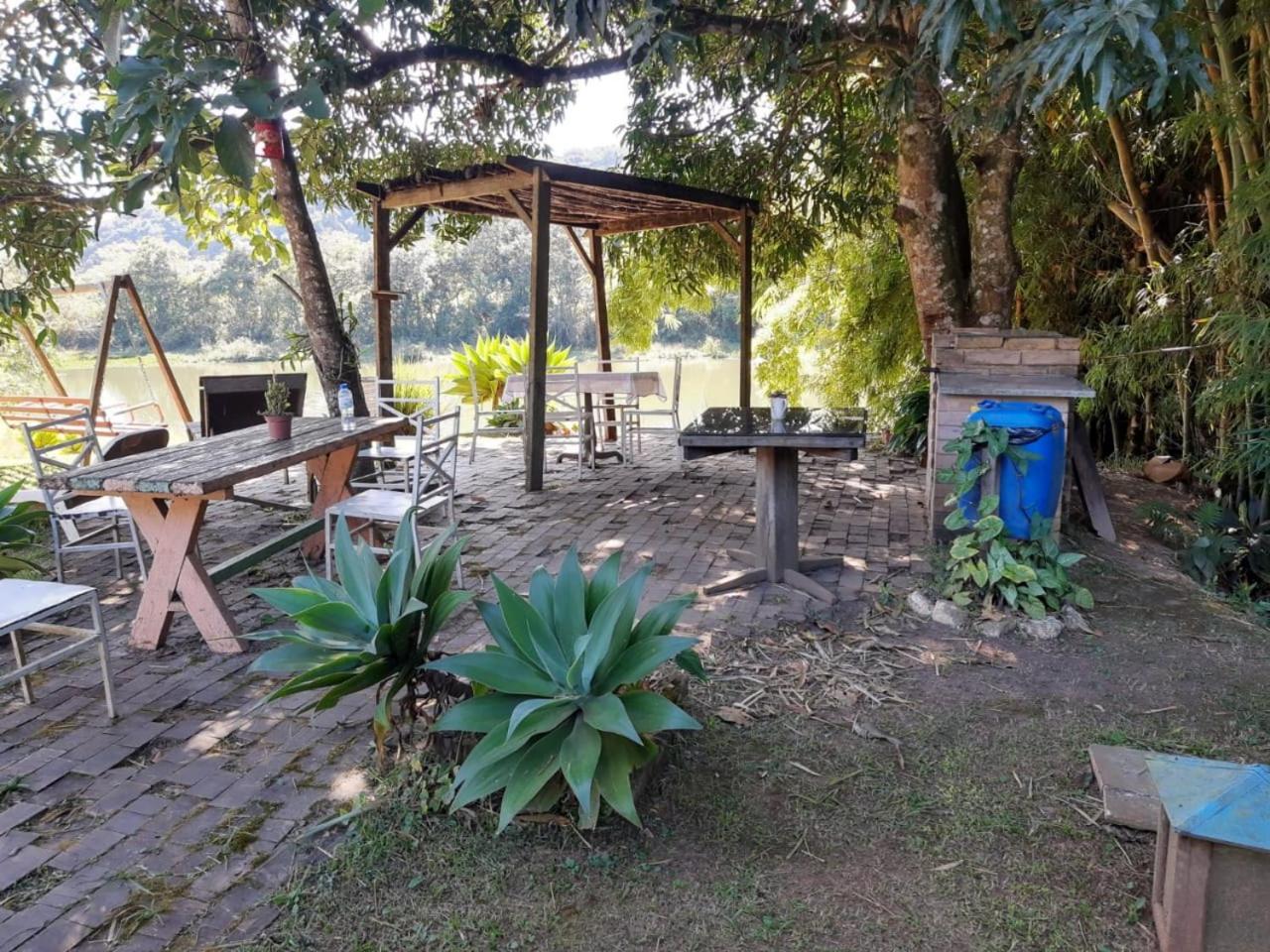SITIO RUSTICO BEIRA RIO