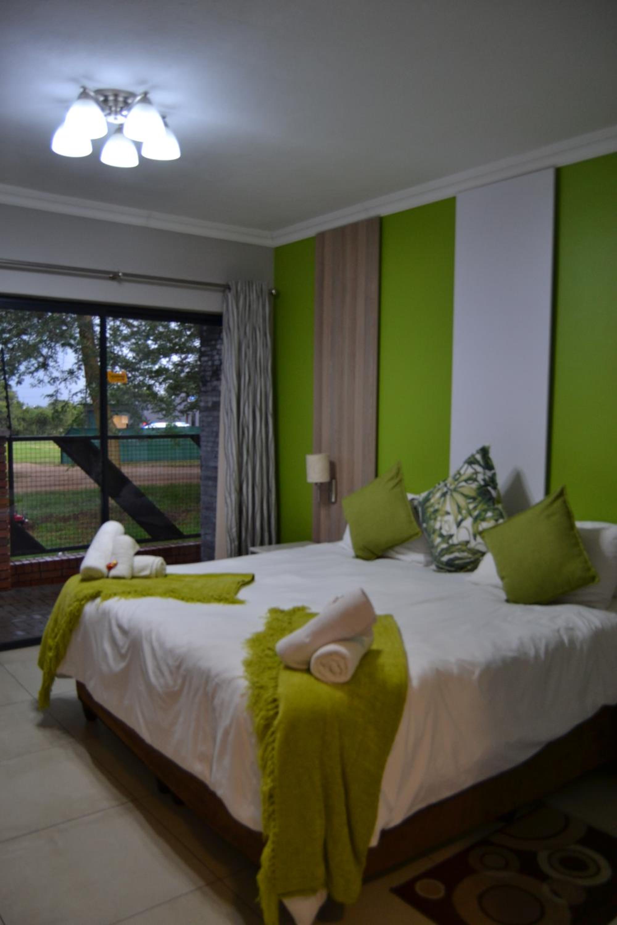 Green Side accommodation, photo 86