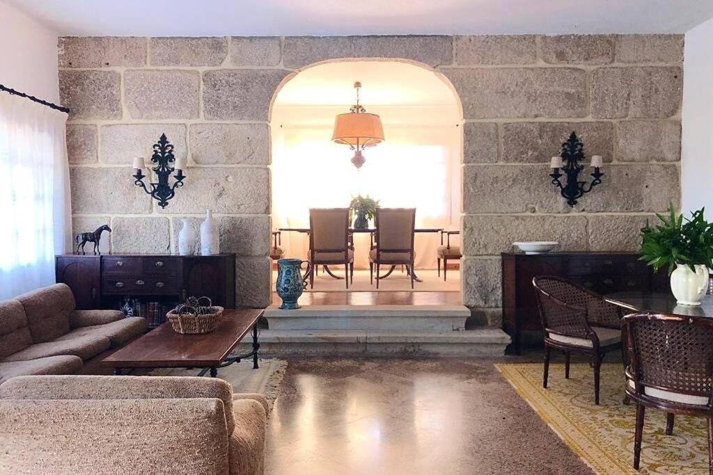 Casa Fenteiras