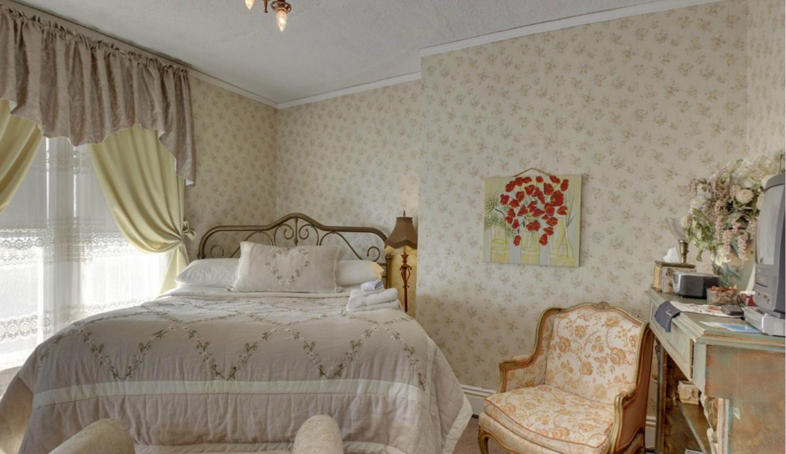 Hannibal Vacations - Garden House Bed and Breakfast - Property Image 11