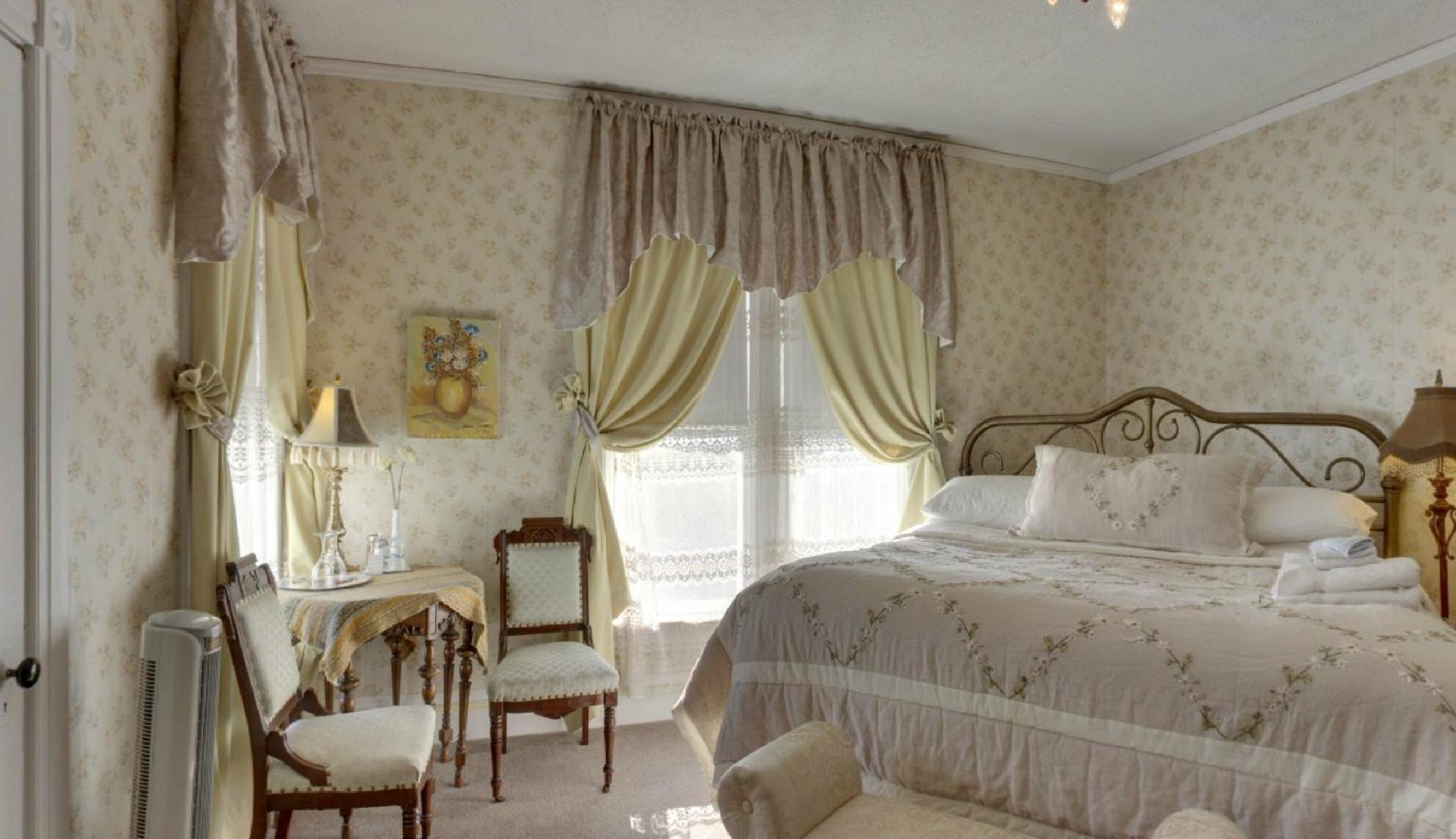 Hannibal Vacations - Garden House Bed and Breakfast - Property Image 9