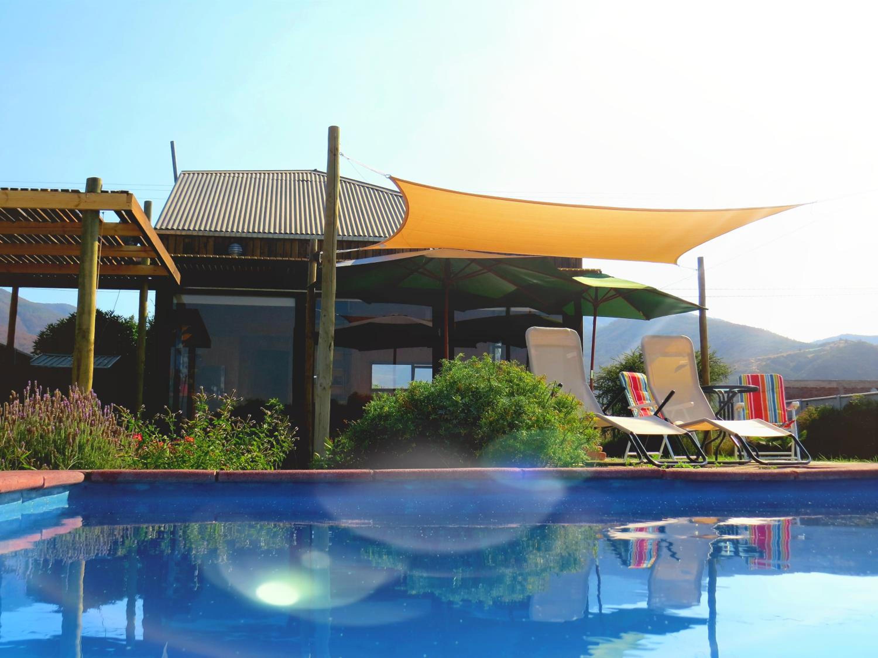 Encantador Loft, entre Viñas, Valles y Piscina Privada