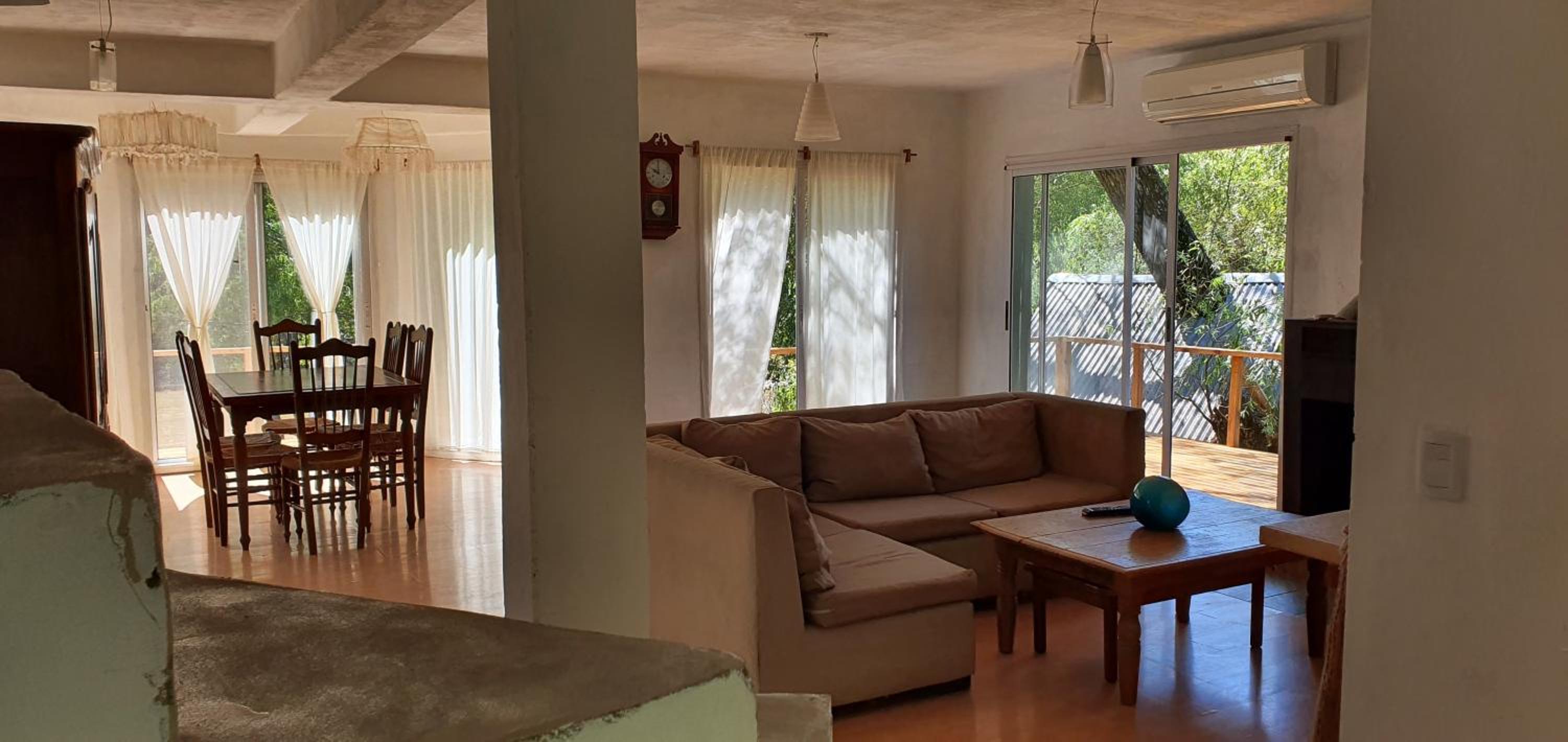 AMANU Casa Unica en el delta de Tigre a solo 5' para 30 personas