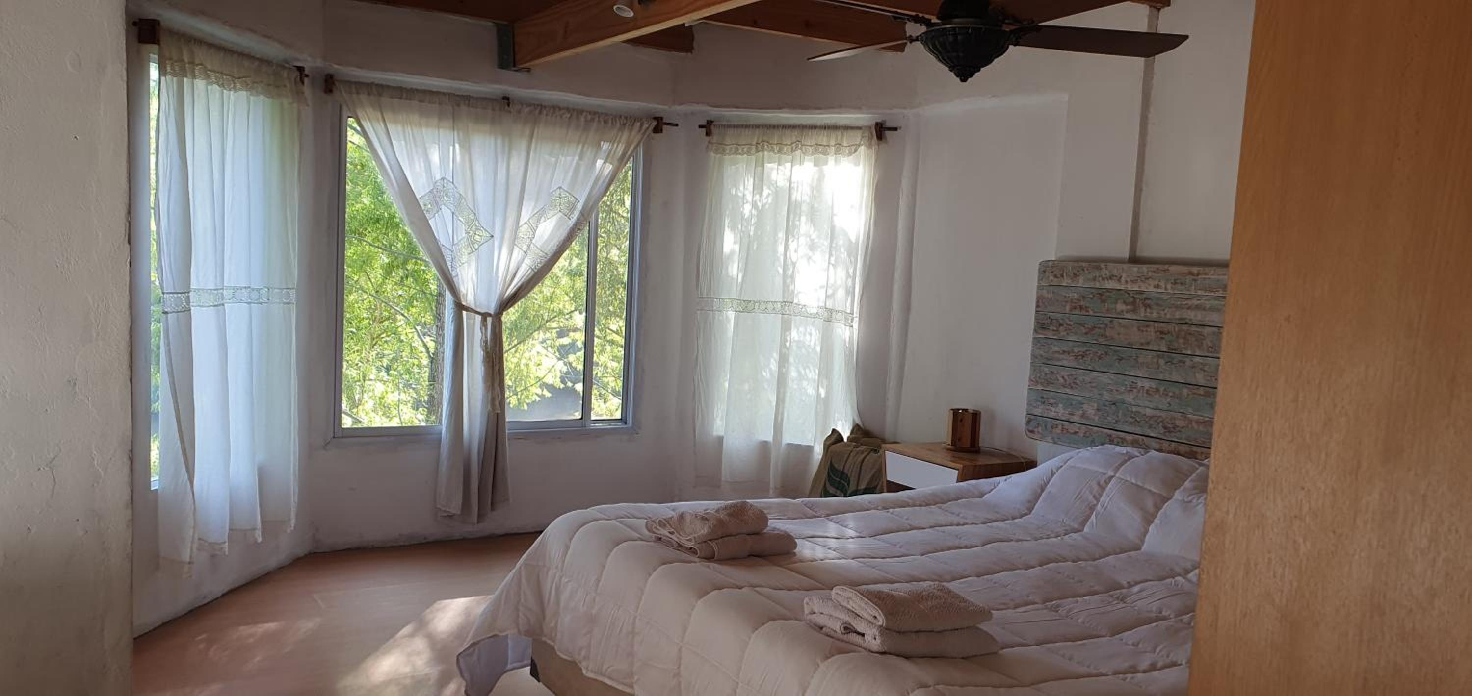 AMANU Casa Unica en el delta de Tigre a solo 5' para 30 personas