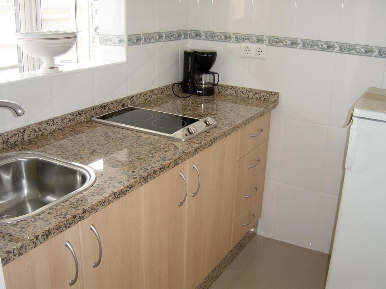 Apartamentos Intercentro Algarrobo-Costa APARTAMENTOS TURÍSTICOS -INMOBILIARIA
