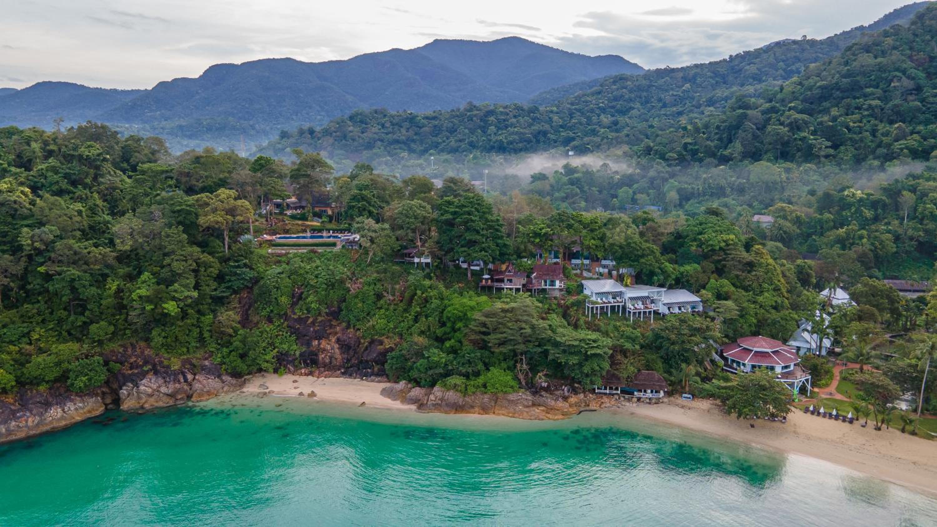 Hotel Koh Chang Cliff Beach Resort - Image 1