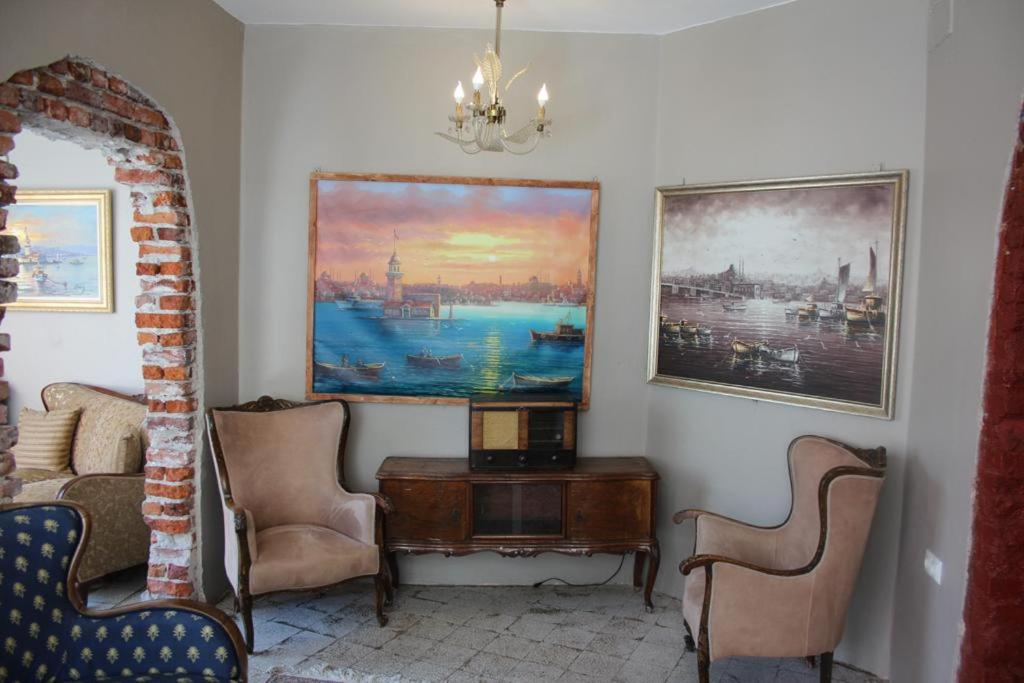 BAHAUS HOSTEL 8
