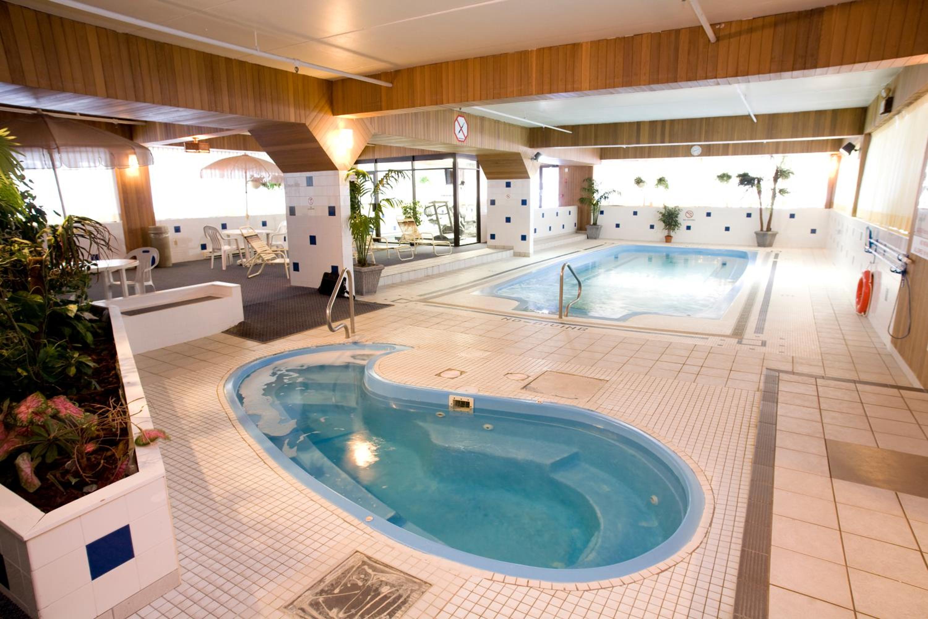 Fredericton Vacations - The Fredericton Inn - Property Image 4