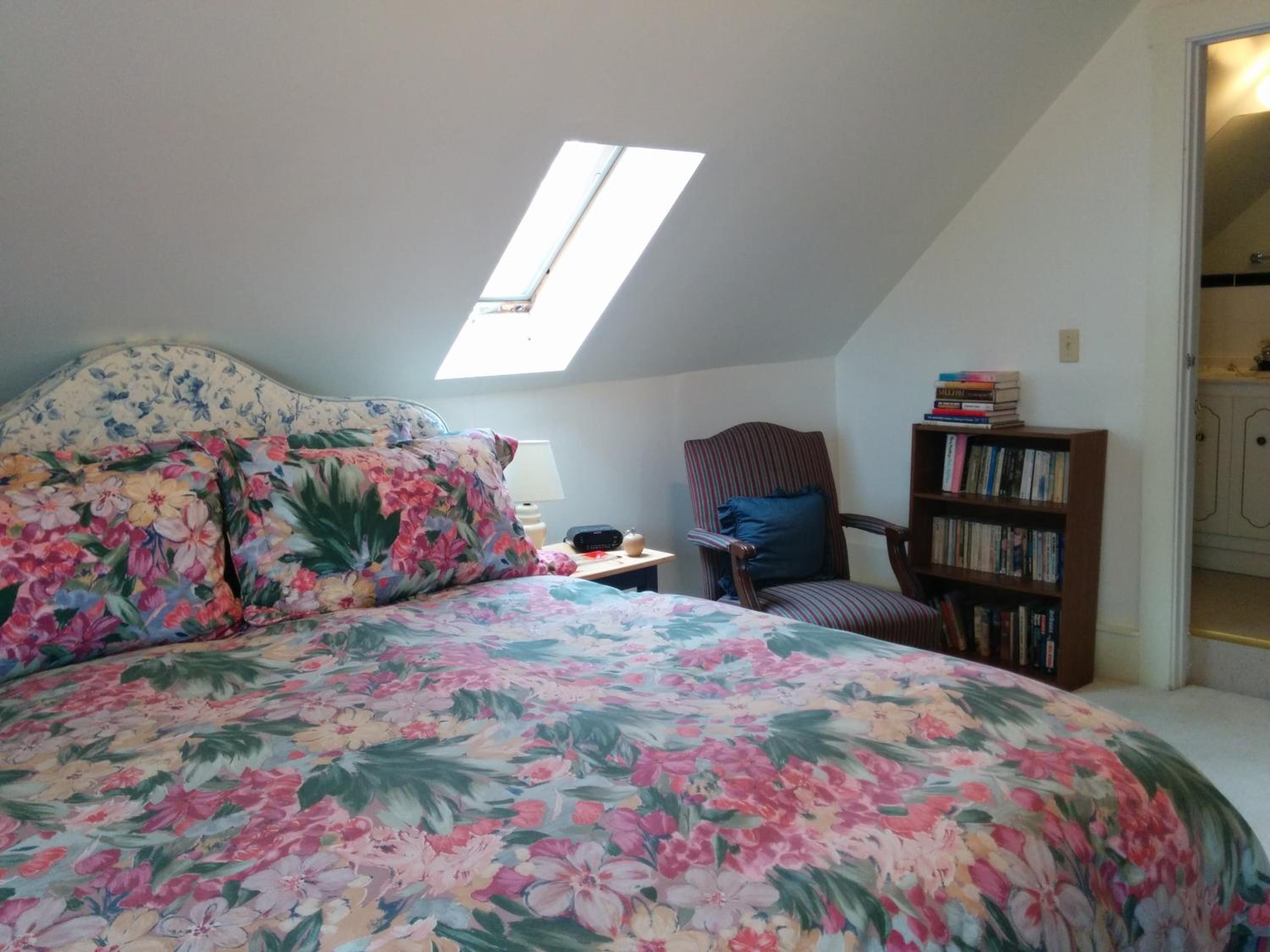 Fairmont House Bed & Breakfast