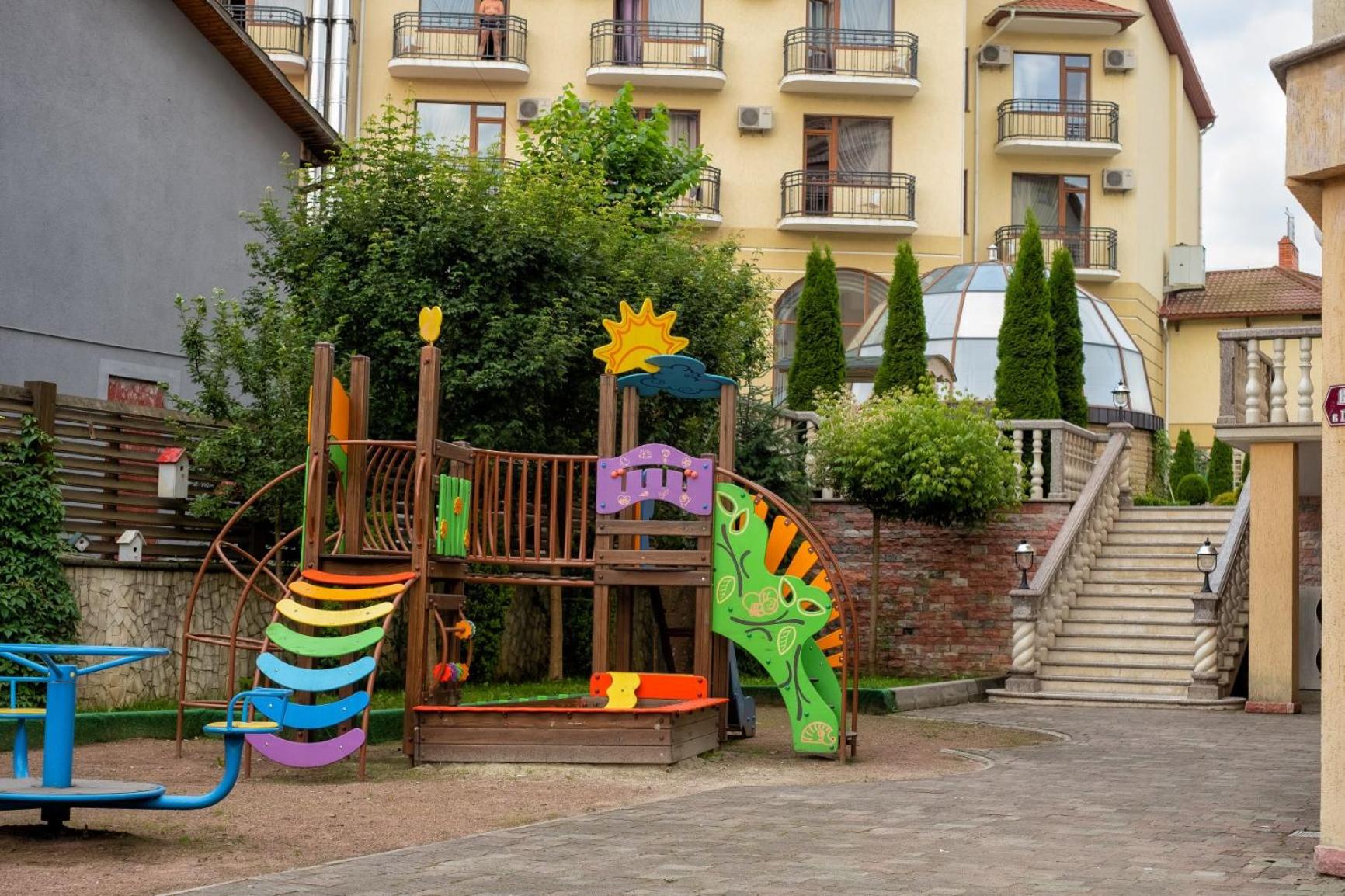 children's play area