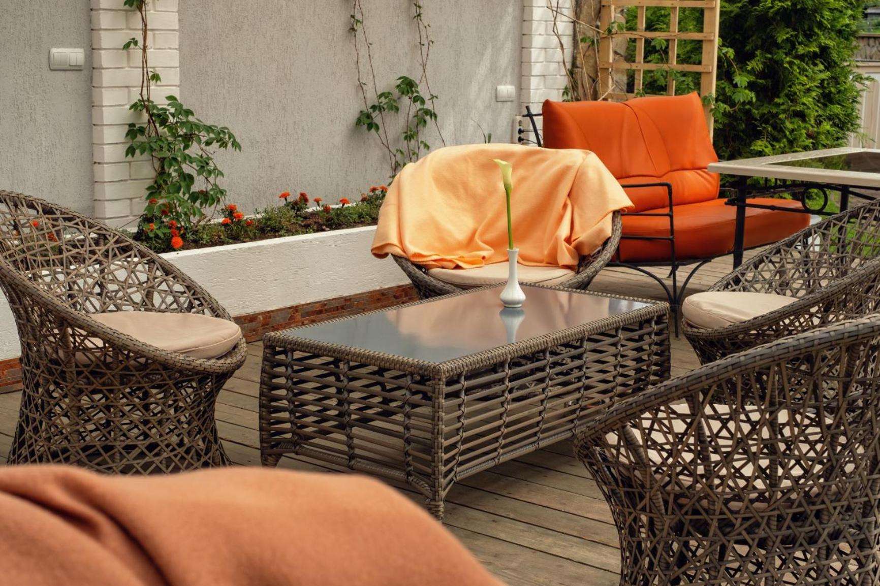 outdoor BBQ area