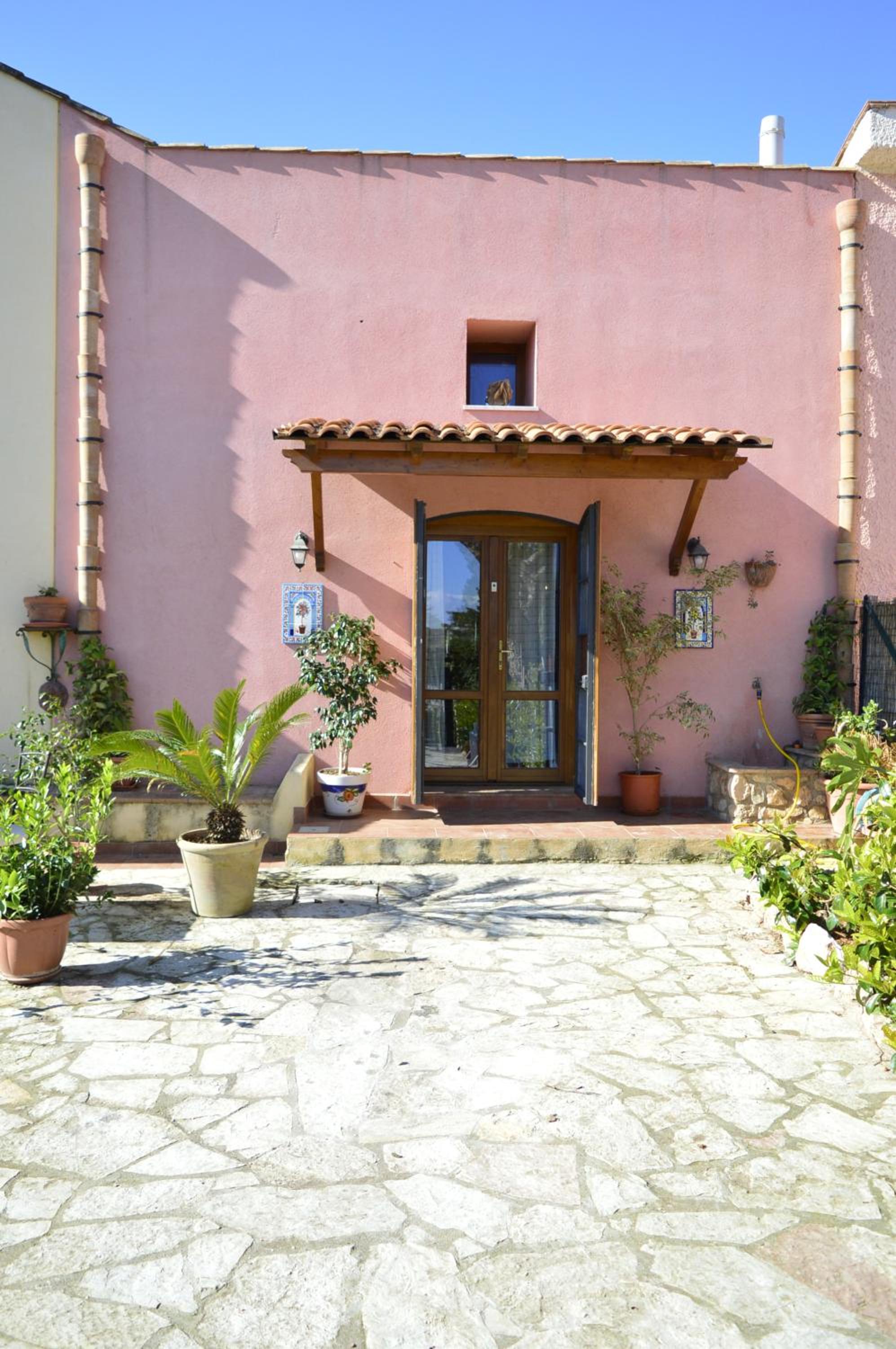 Hotel Villa in Antico Baglio - Image 1