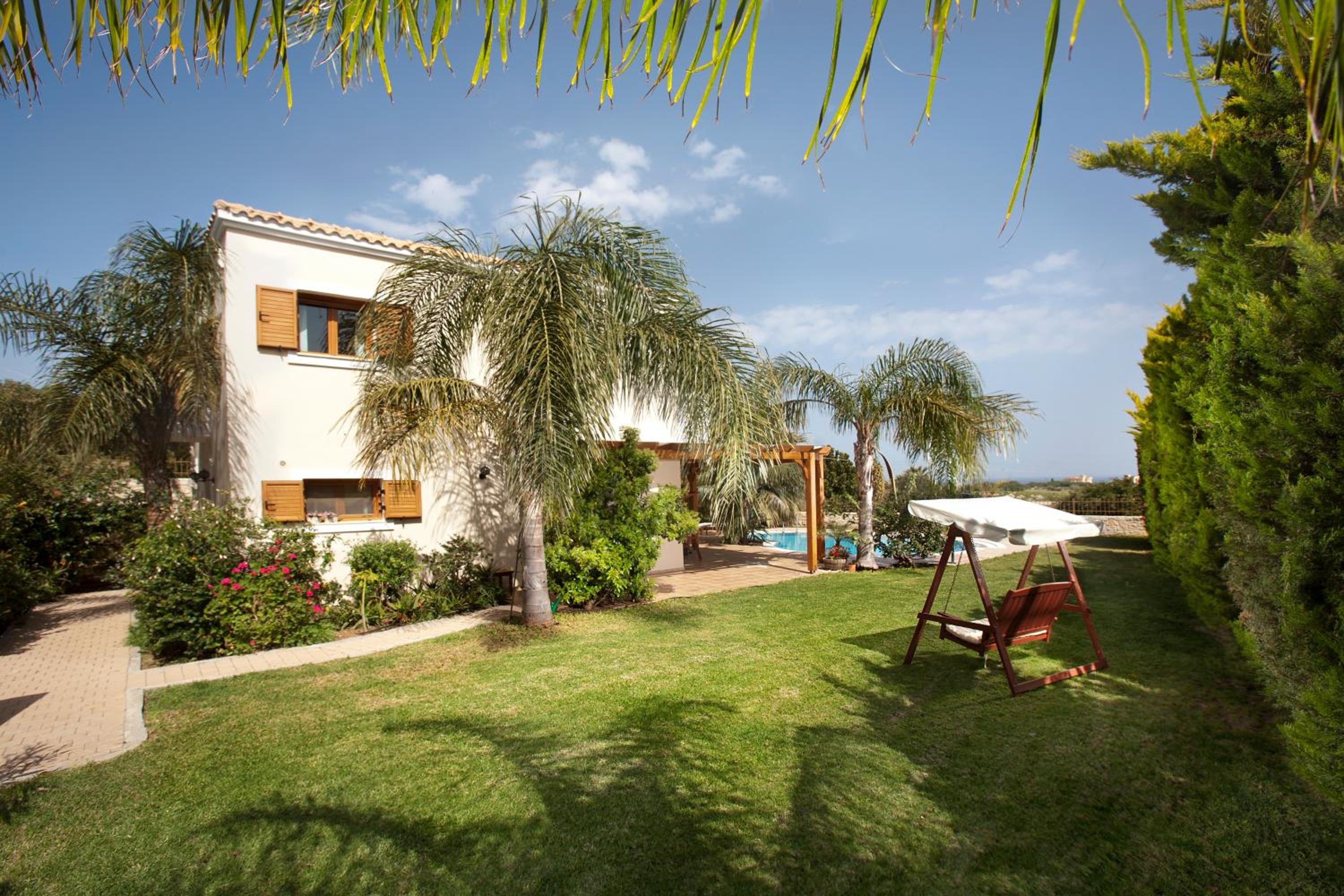 Hotel Pandora Villas - Image 1