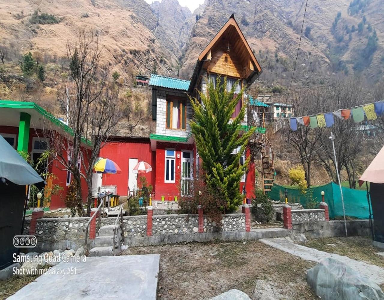 All View Cottage Riverside , Tirthan Valley view 2