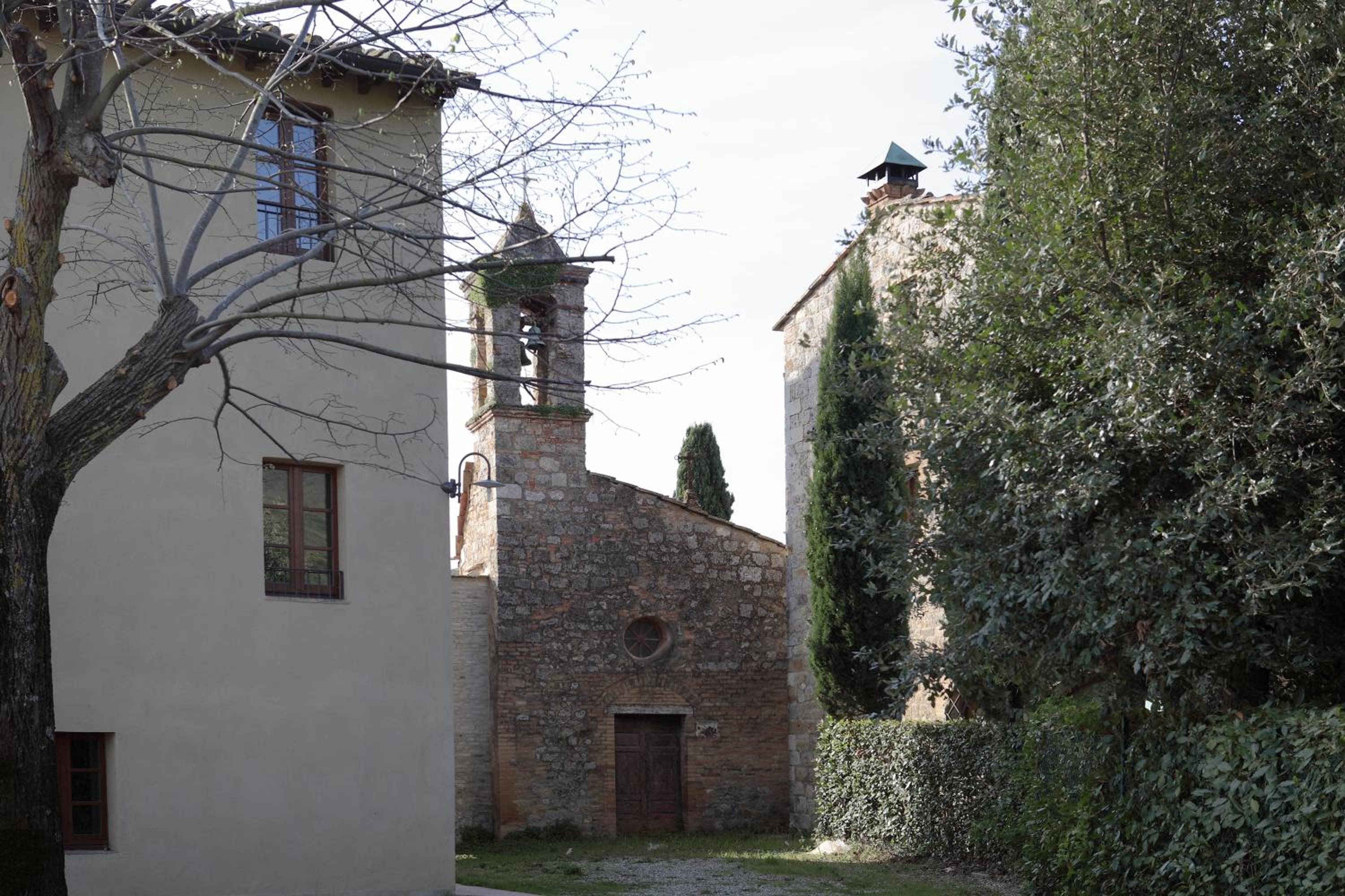 Antico Borgo De' Frati view 2