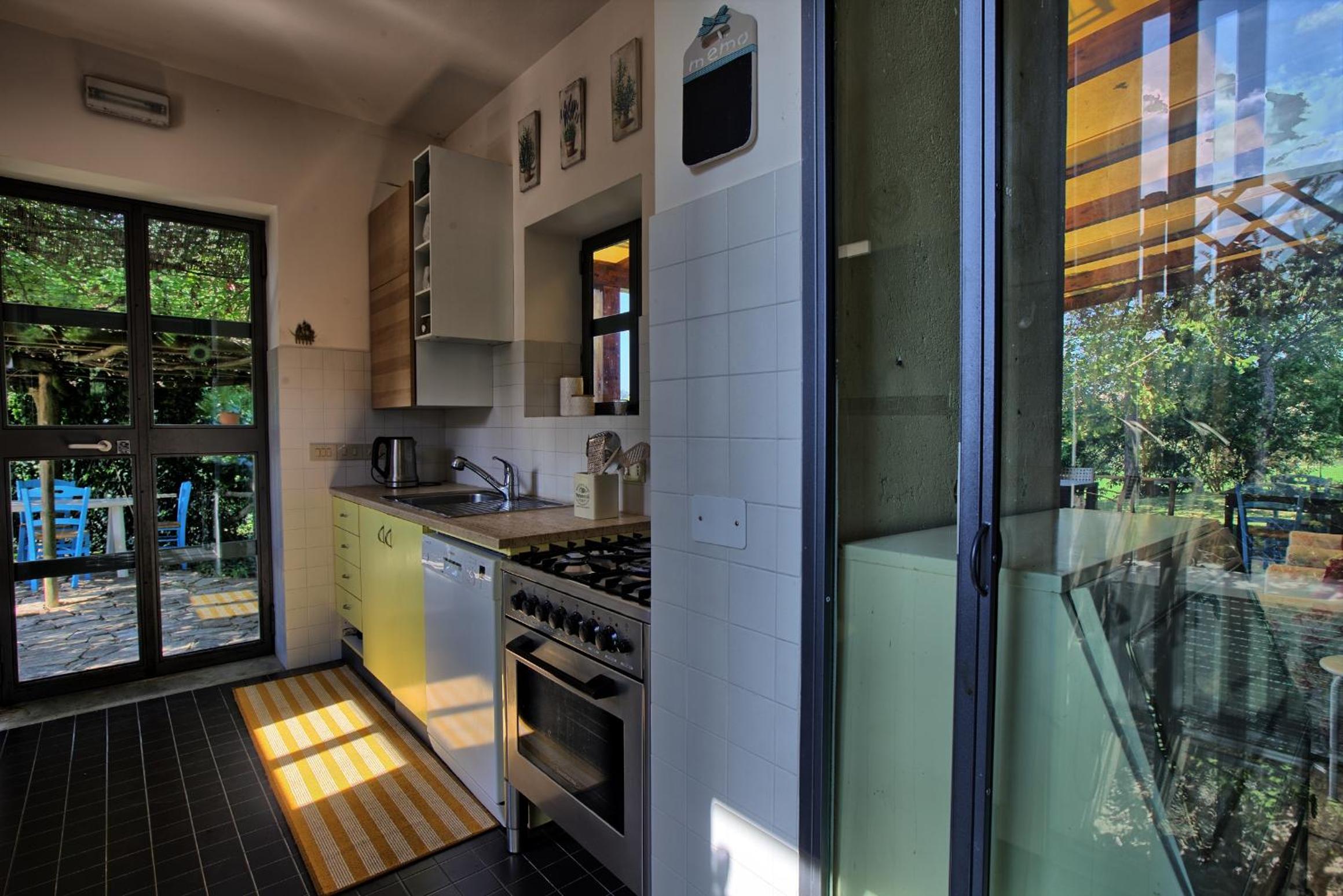 Grande villa storica per vacanze con giardino privato e piscina - Property Image 59