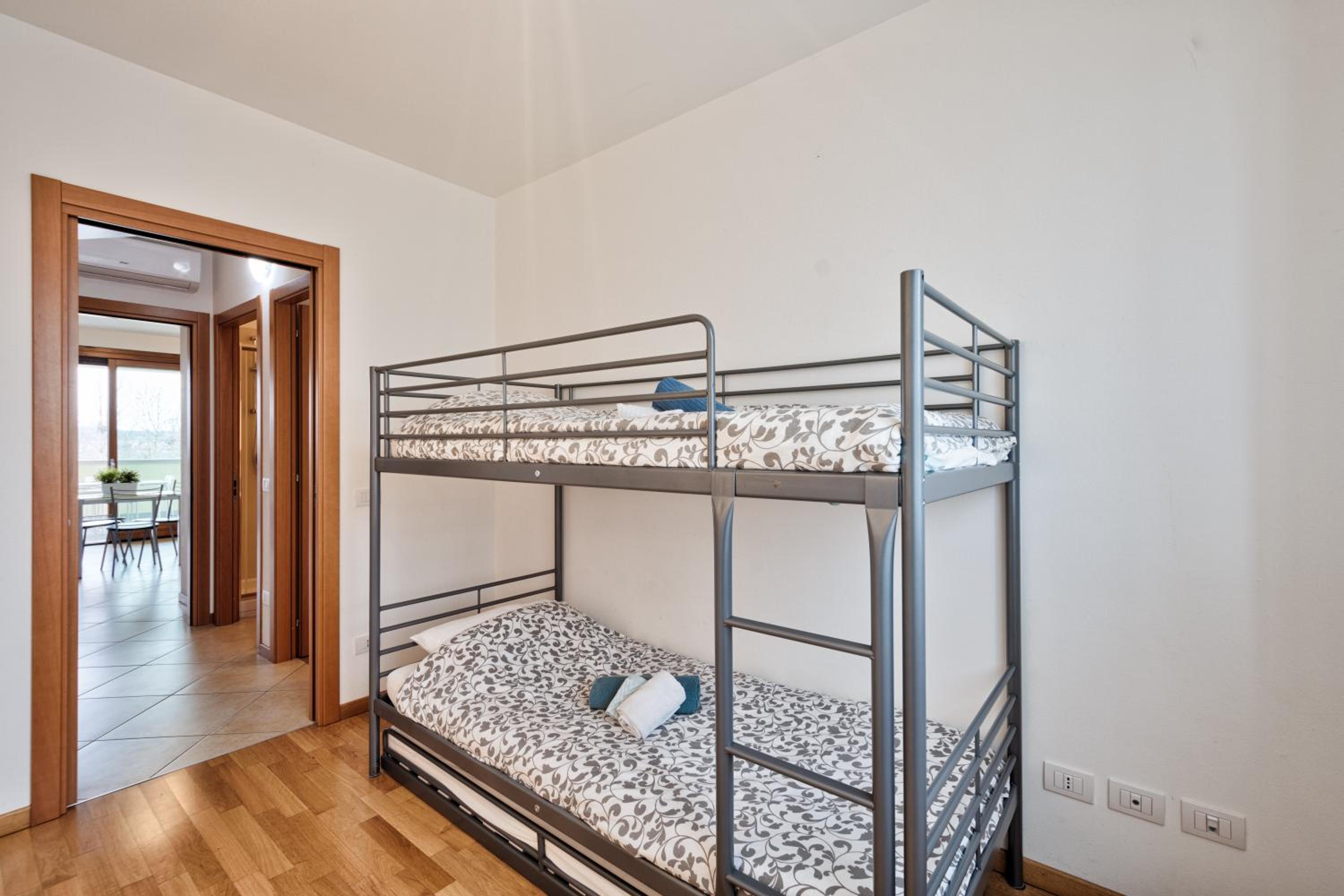 CASA ALESSANDRO CON PISCINA LAGO DI GARDA