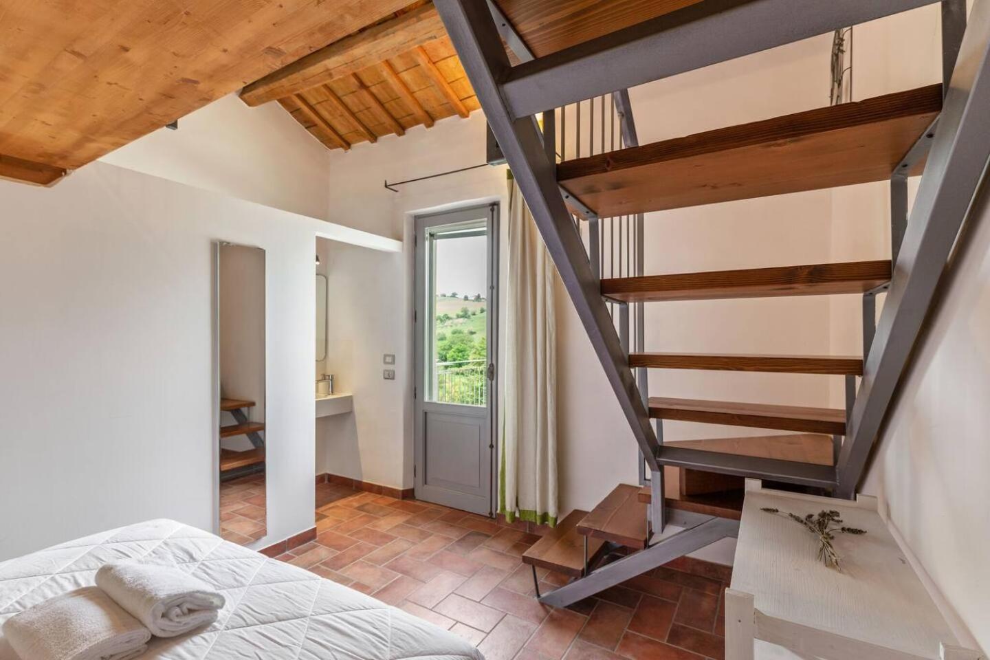 Grande villa storica per vacanze con giardino privato e piscina - Property Image 43