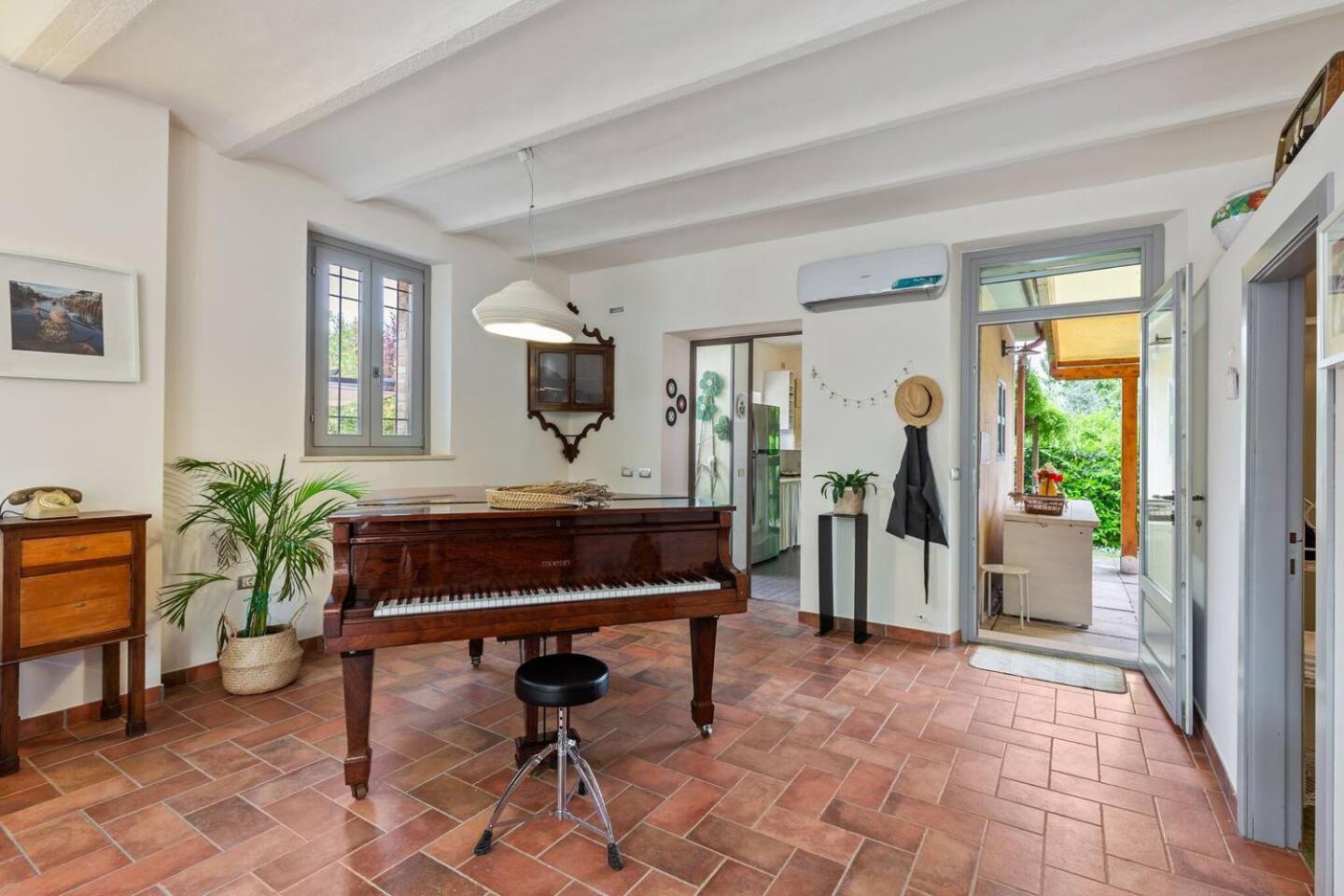 Grande villa storica per vacanze con giardino privato e piscina - Property Image 47