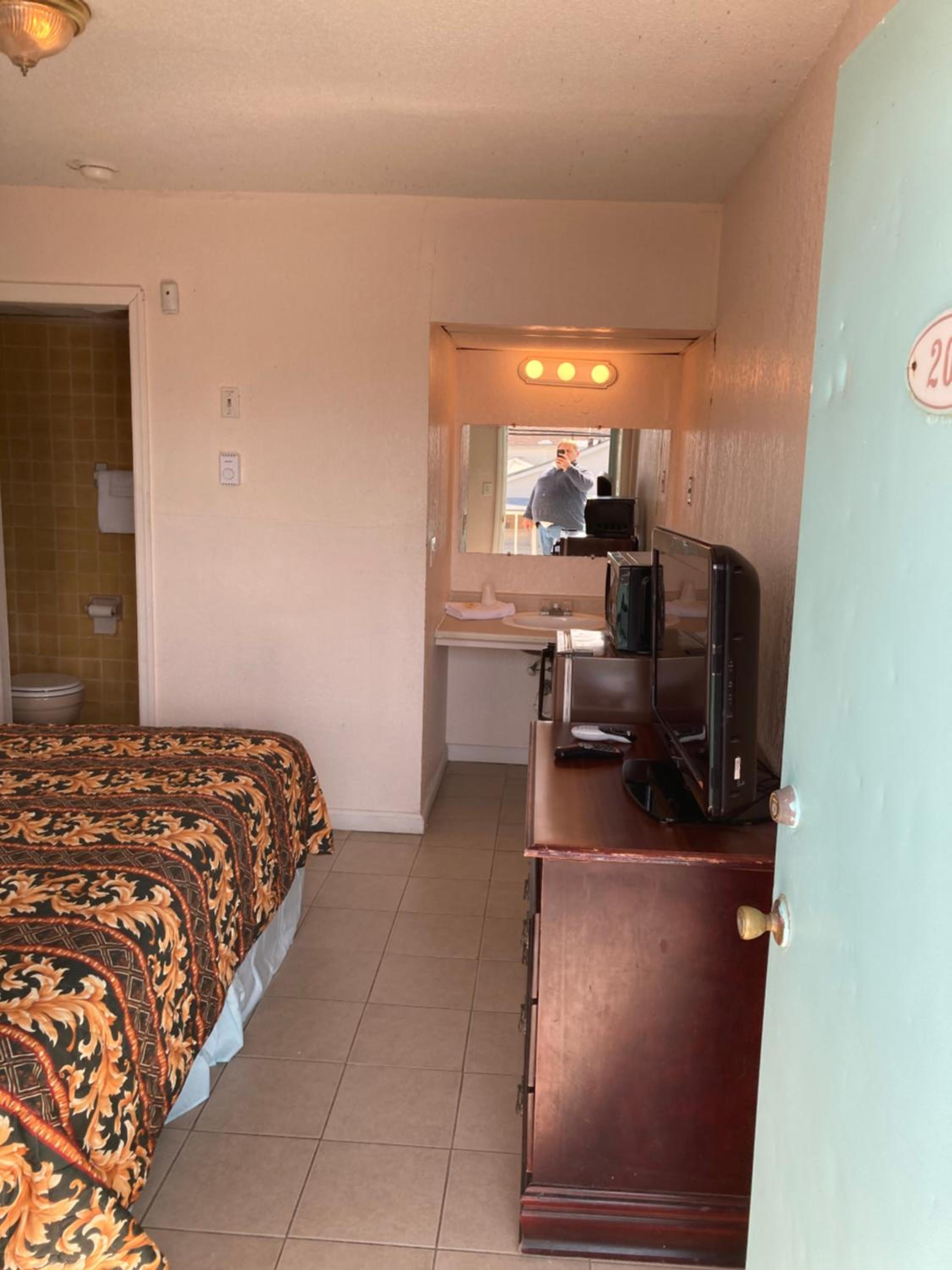 hotel room