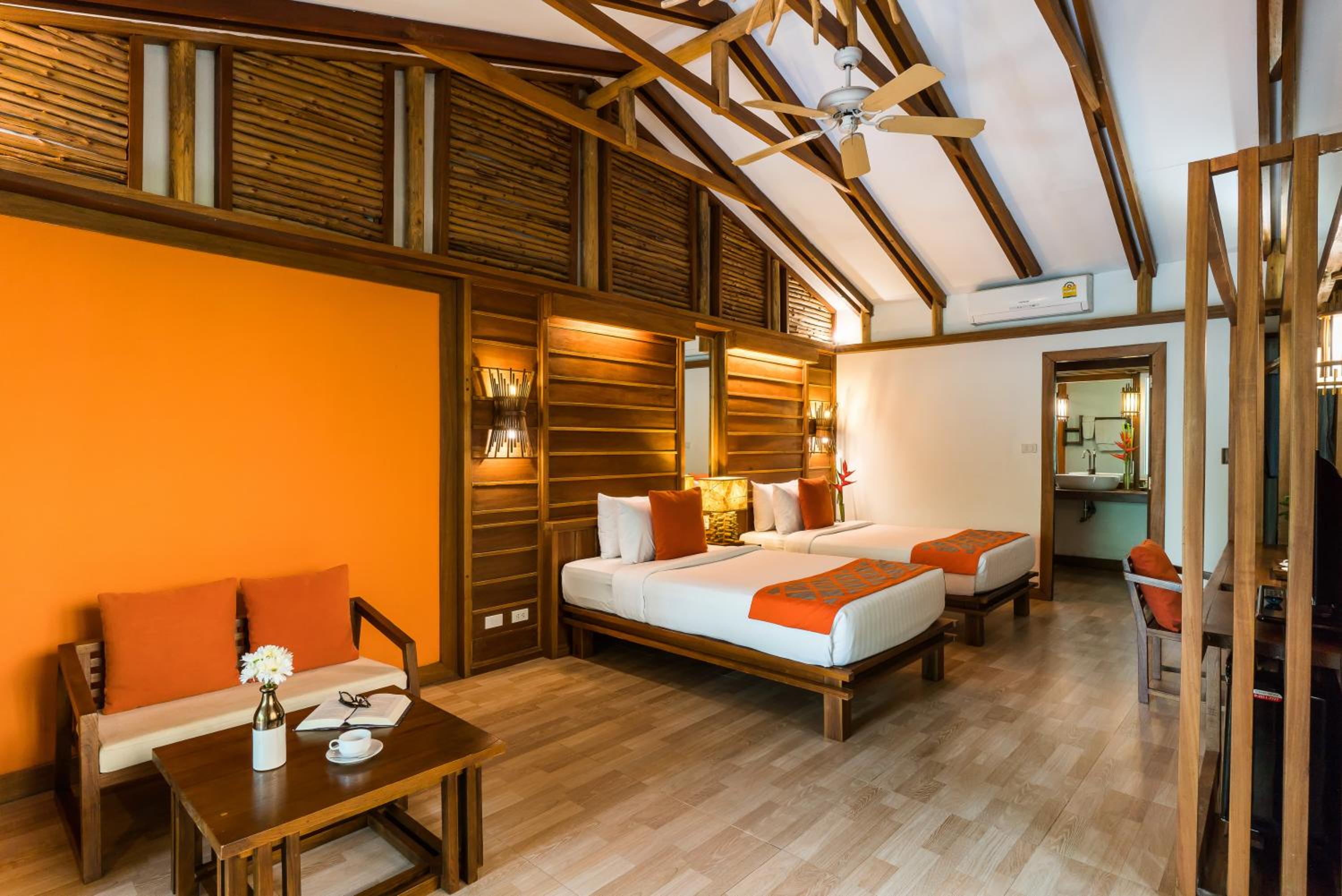 Home Phutoey River Kwai Hotspring & Nature Resort
