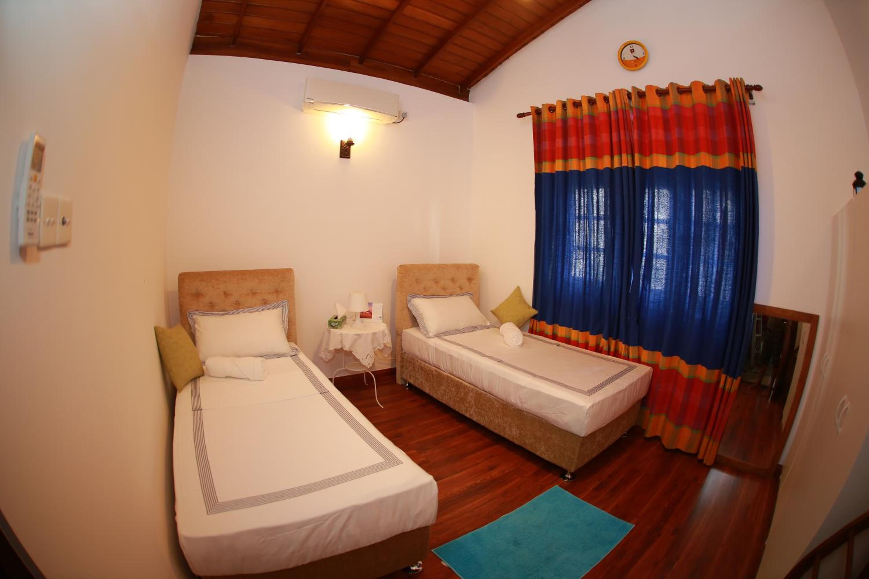 Colombo Orchid Villa view 3