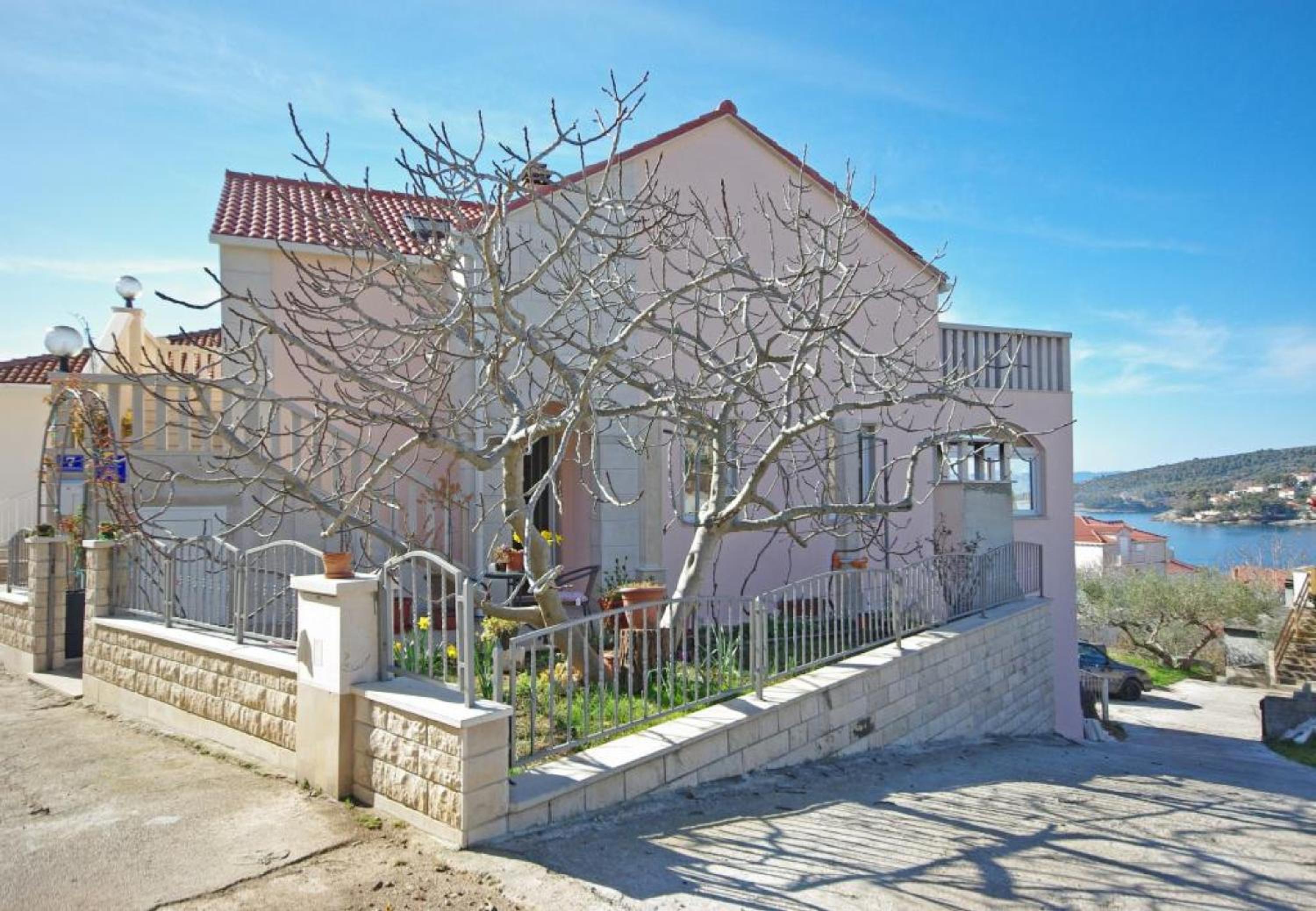 Apartments Villa Rose view 2