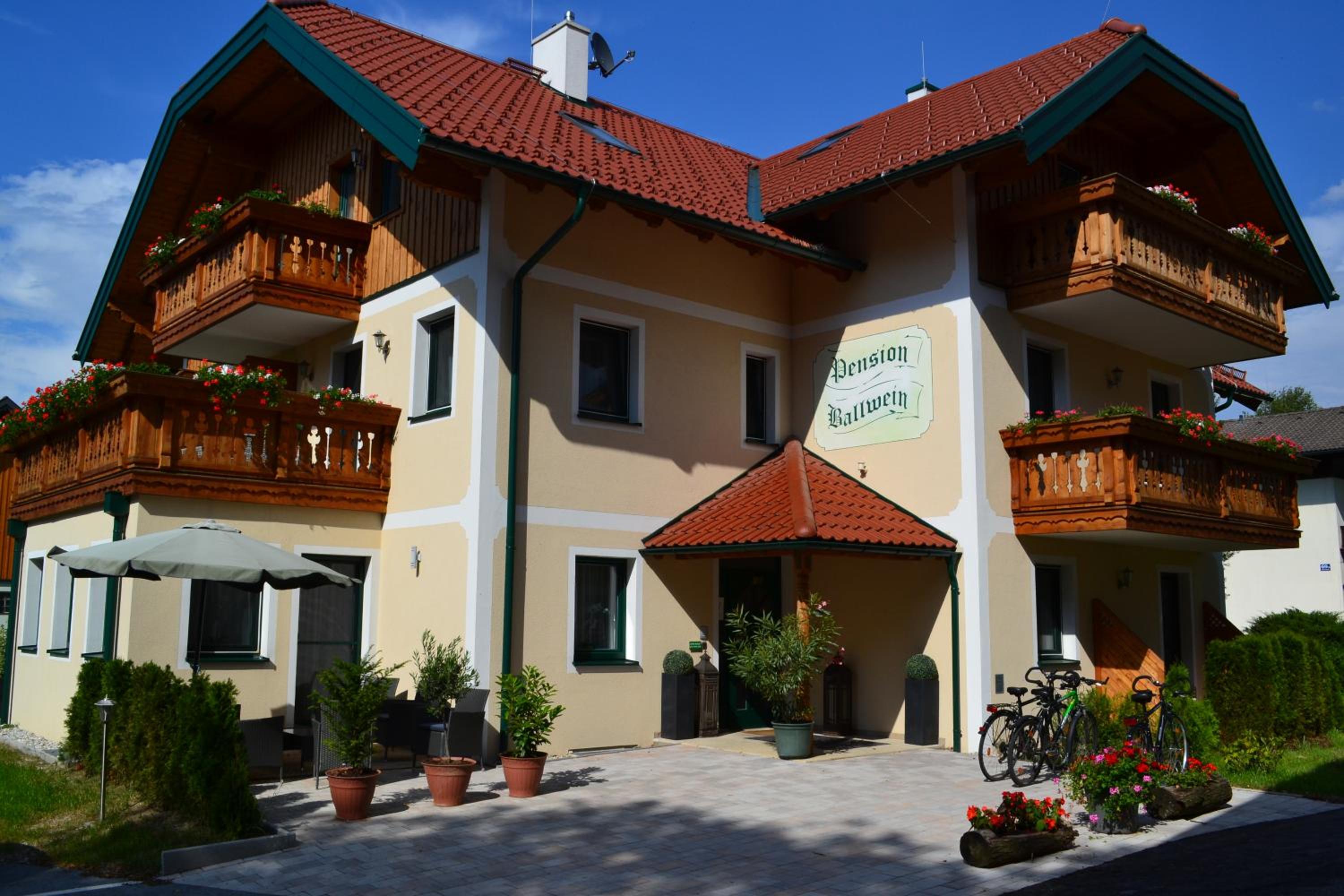 Apartments by Pension Ballwein