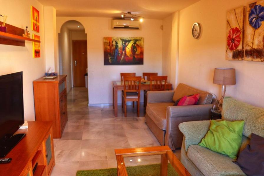 2 Bedroom Apartment Cala Azul - La Cala de Mijas photo 5