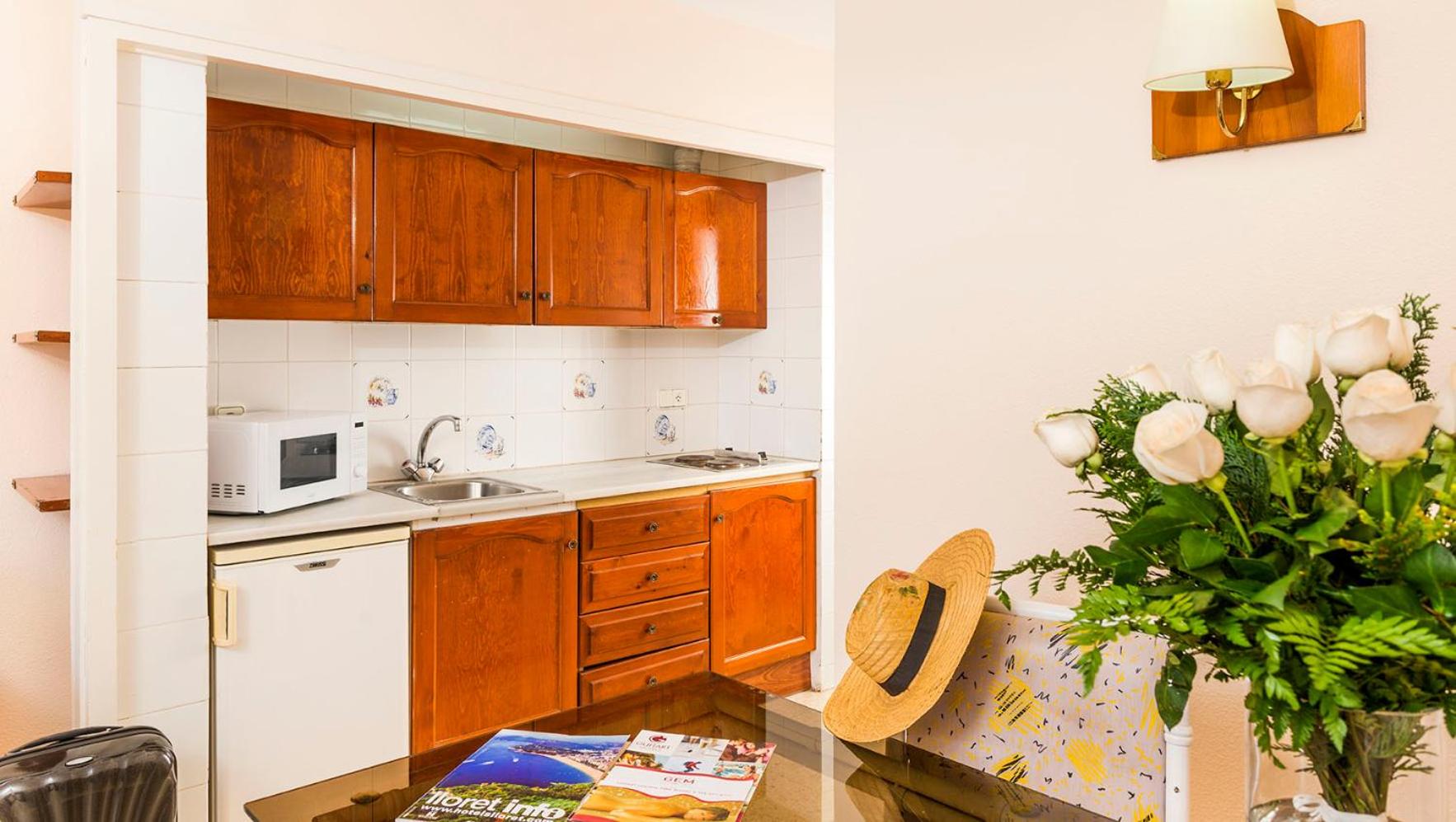 Apartamentos Guitart — photo 22