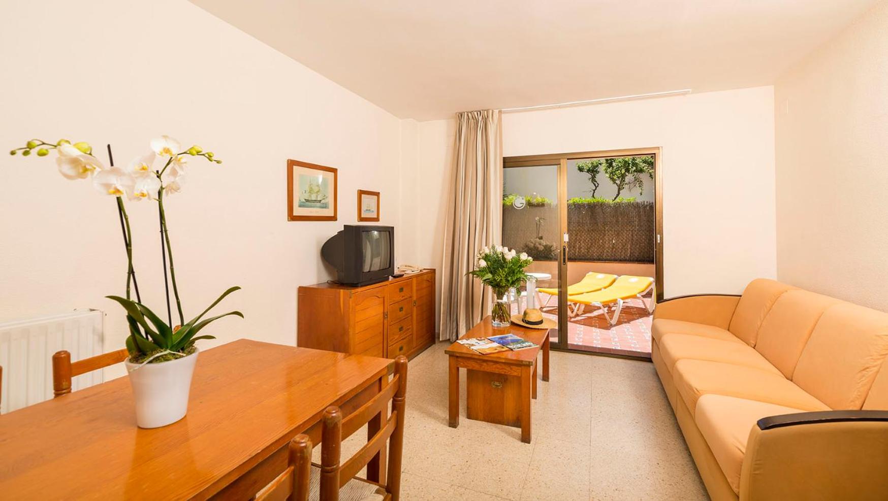 Apartamentos Guitart — photo 10