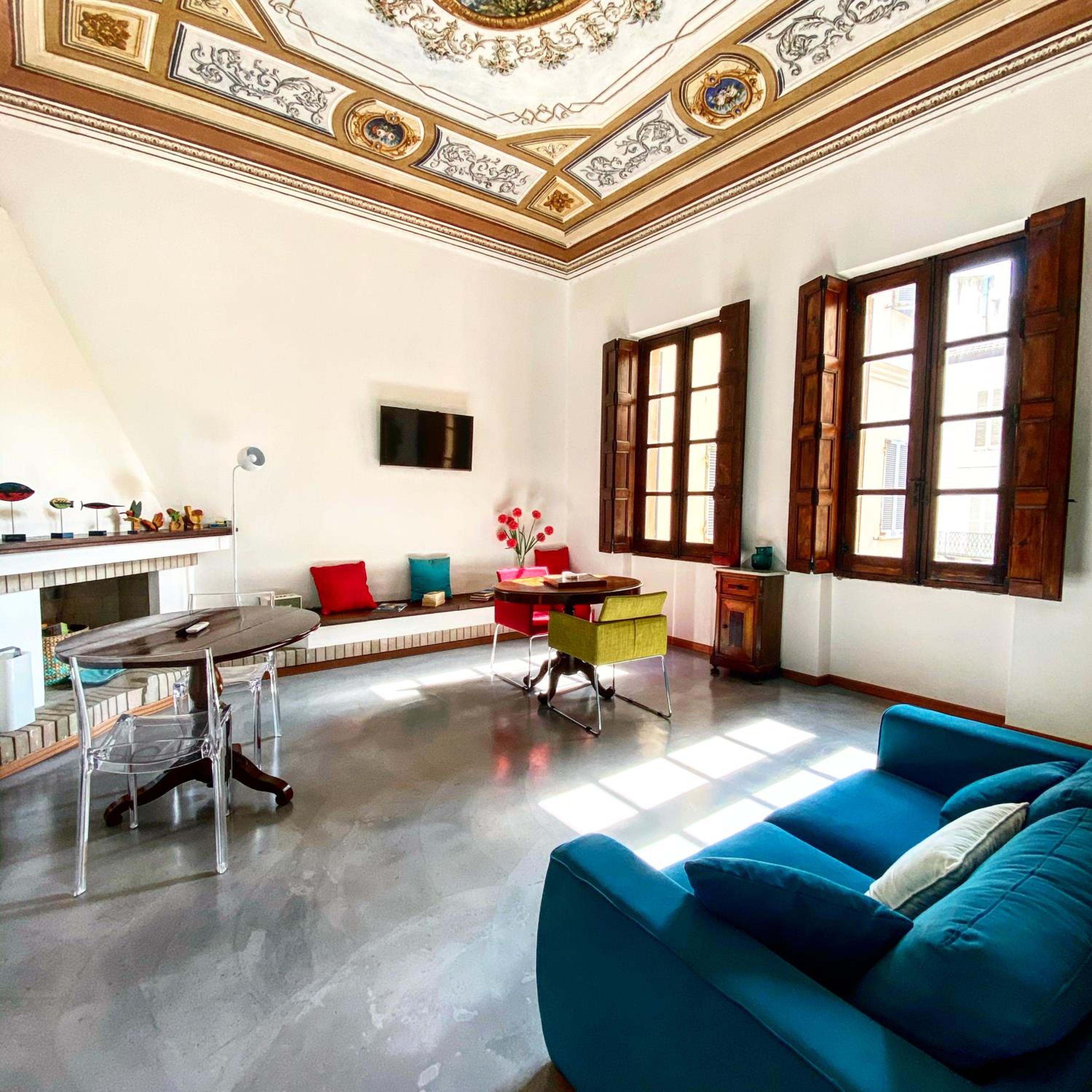 Palazzo Bolasco view 3