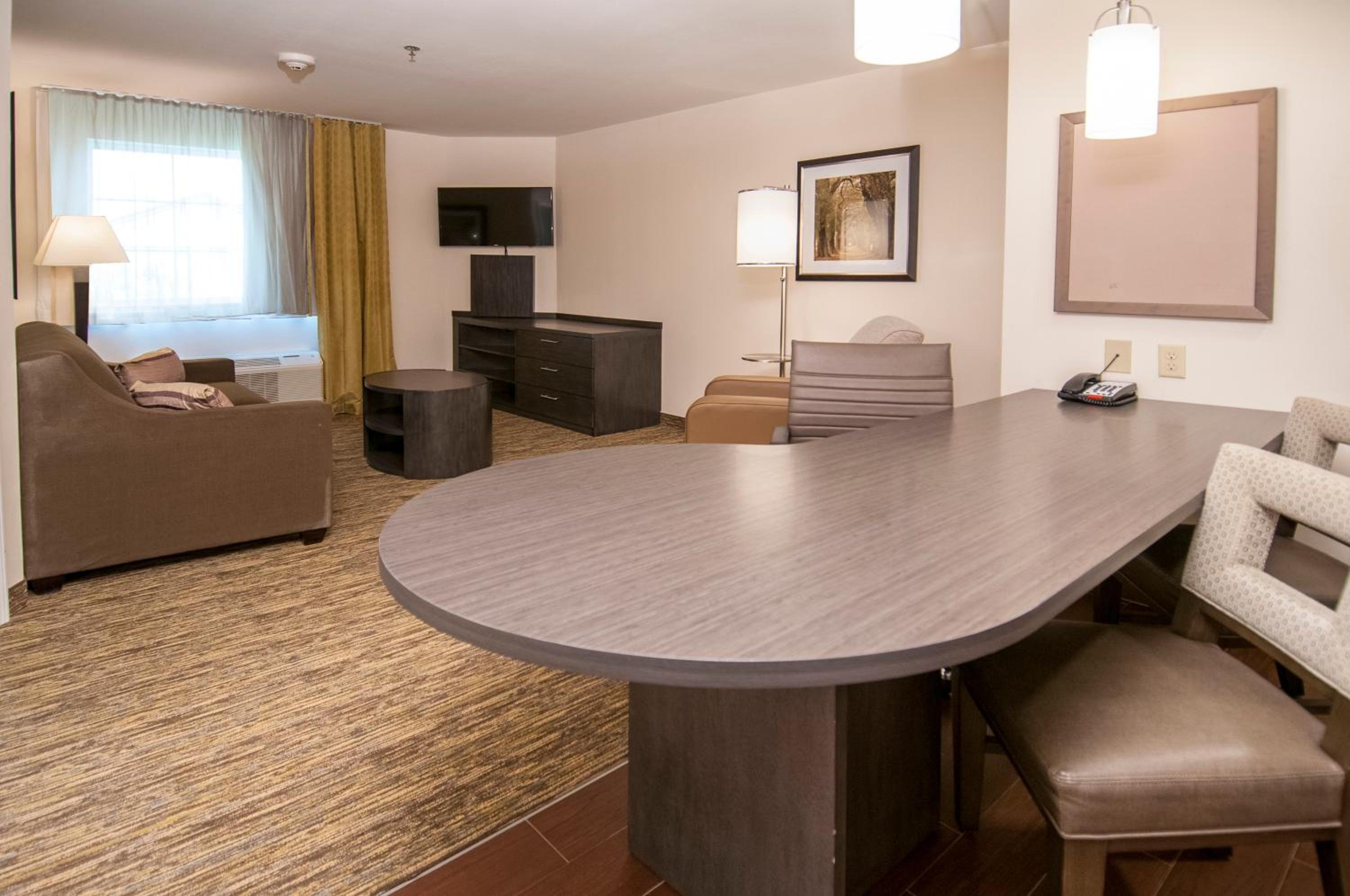 Candlewood Suites - Baton Rouge - College Drive by IHG