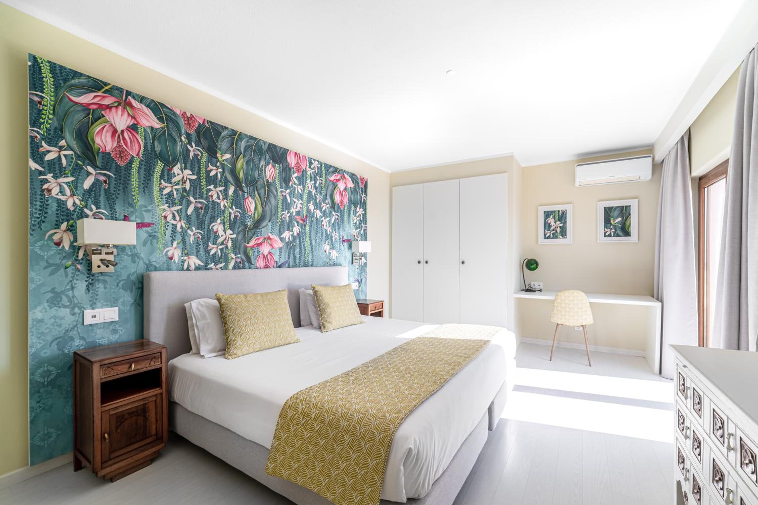 Carvoeiro Vacations - Castelo Guest House - Property Image 17