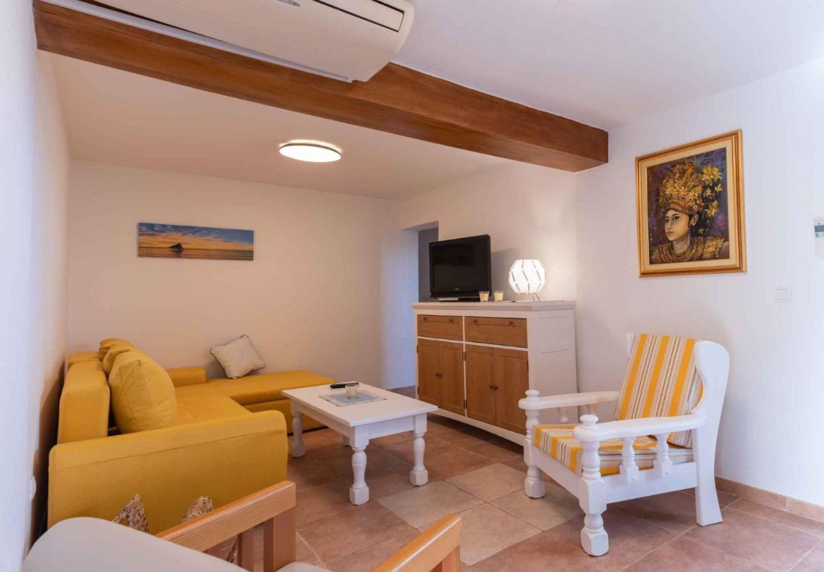 Apartments in Zadar - Zadar Riviera 40411 view 3